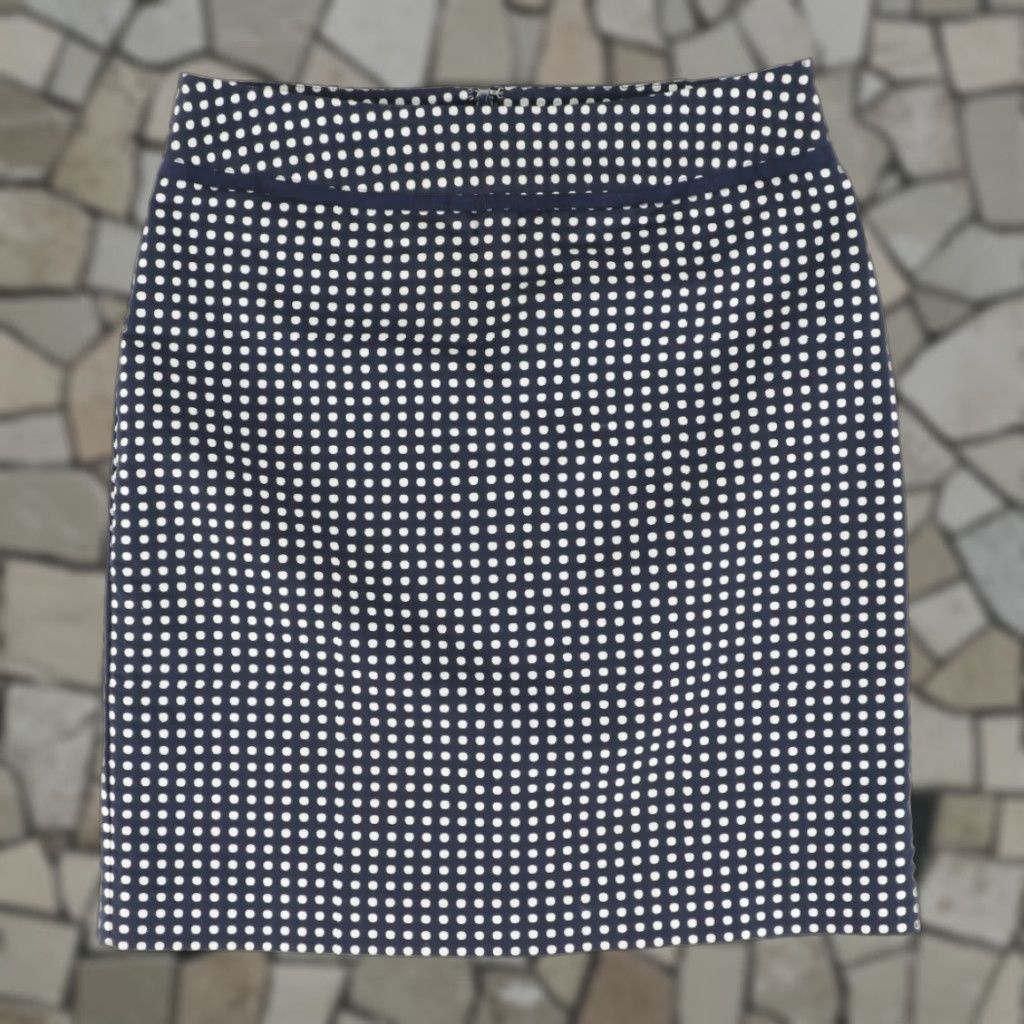 Vineyard Vines Vineyard Vines Skirt 2 Navy Blue Patterned 20" Cotton Knit Women's Regular Casual Pull Zip Waist 28 Inseam 0in Shirt? Size 26" / US 2 / IT 38 - 1 Thumbnail