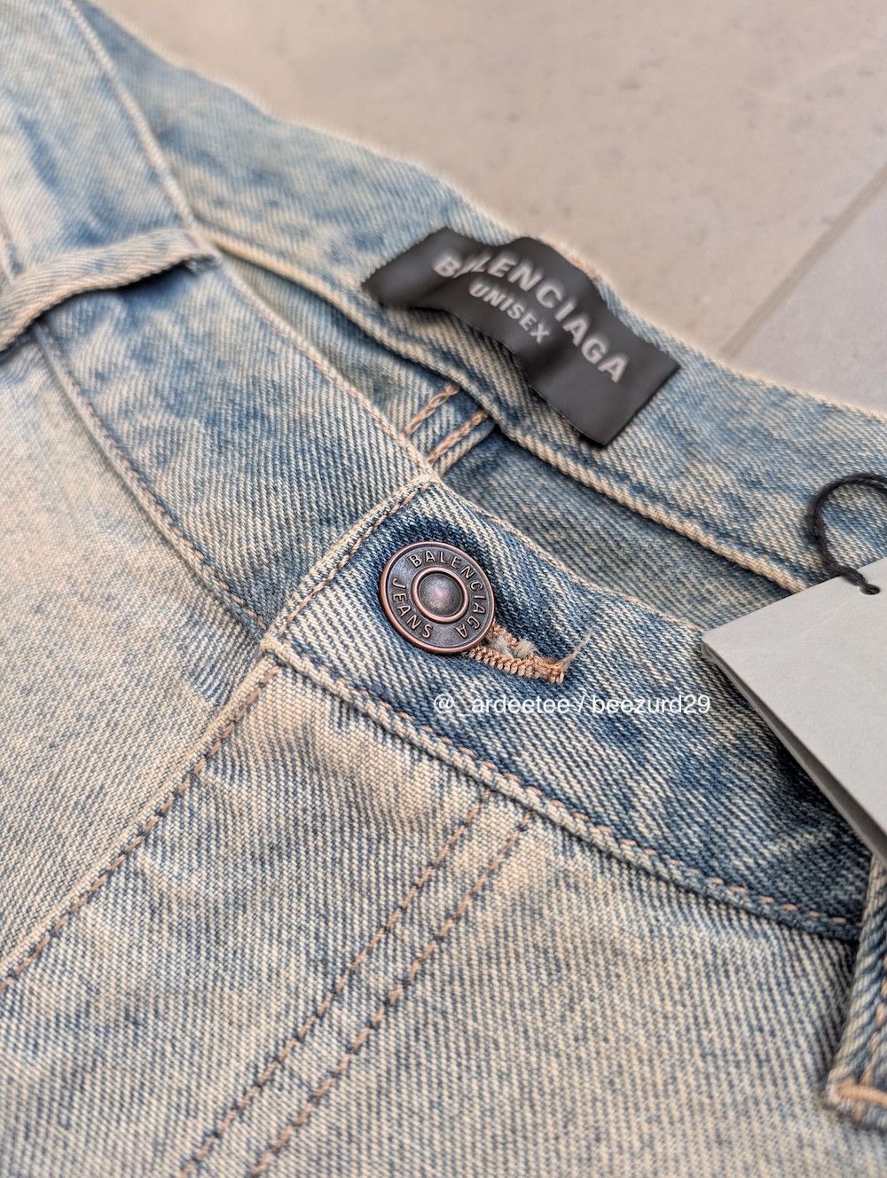 Balenciaga *NEW* SS24 INSIDE OUT BAGGY JEANS $1,590 MEDIUM Size US 32 / EU 48 - 11 Thumbnail