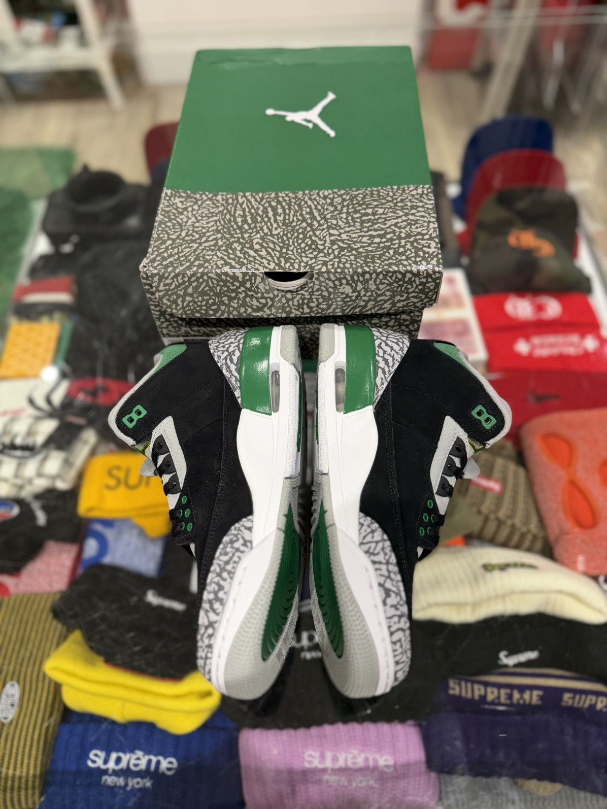 Jordan Brand Jordan 3 Pine Green Size: 10 Size US 10 / EU 43 - 5 Thumbnail