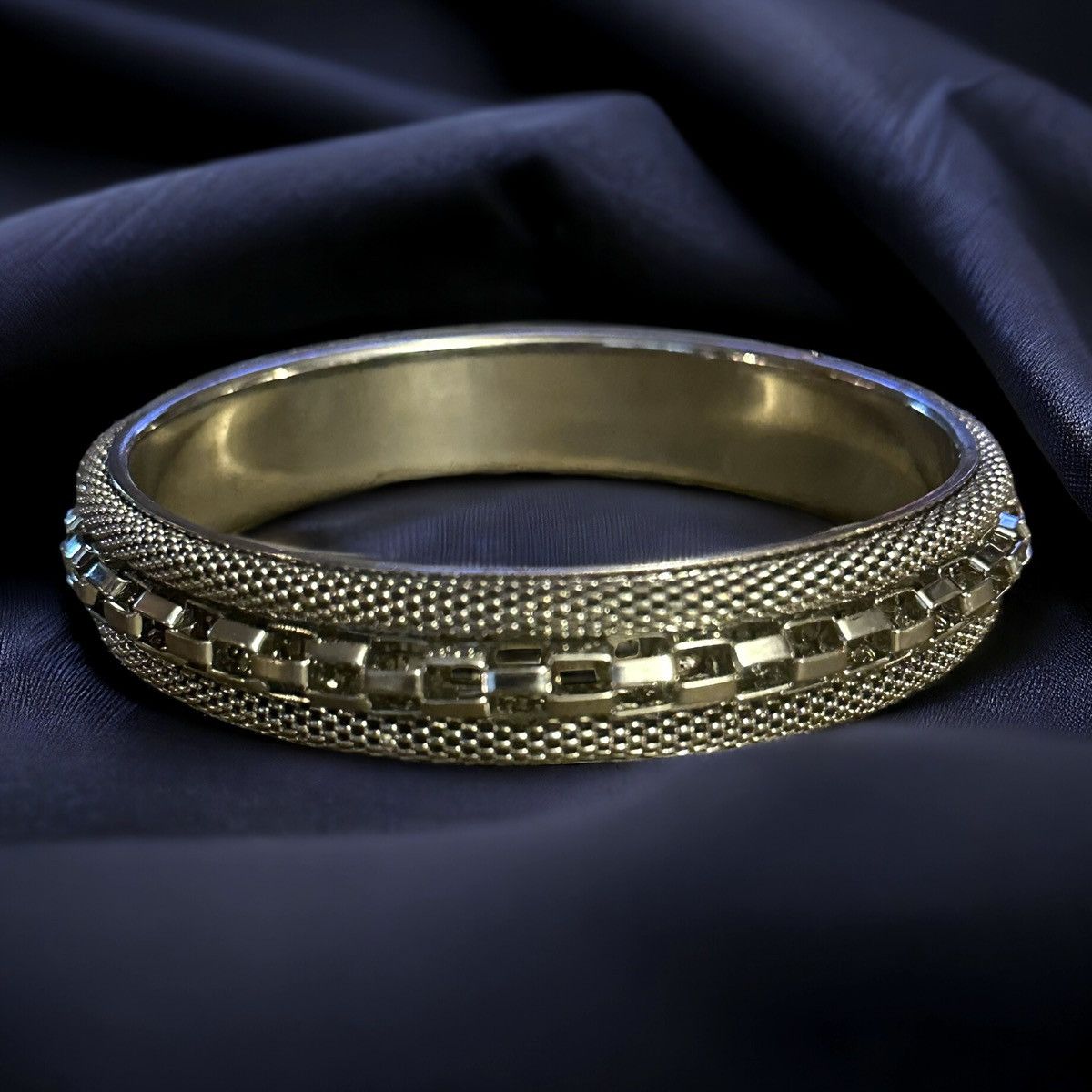 Other Silver tone mesh bangle bracelet Size ONE SIZE - 1 Thumbnail