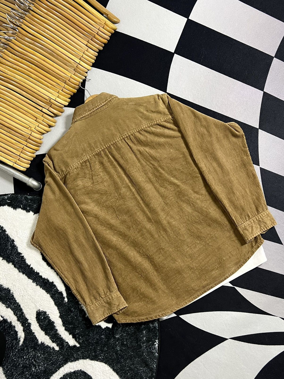 Other UNIQLO CORDUROY BUTTON UP SHIRT JACKET (OUTER WEAR) Size US L / EU 52-54 / 3 - 8 Thumbnail