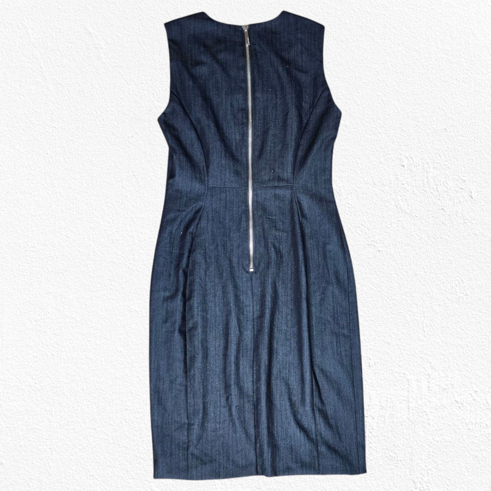 Calvin Klein Calvin Klein Dark Wash Chambray Career Dress Size 4 Size S / US 4 / IT 40 - 7 Thumbnail