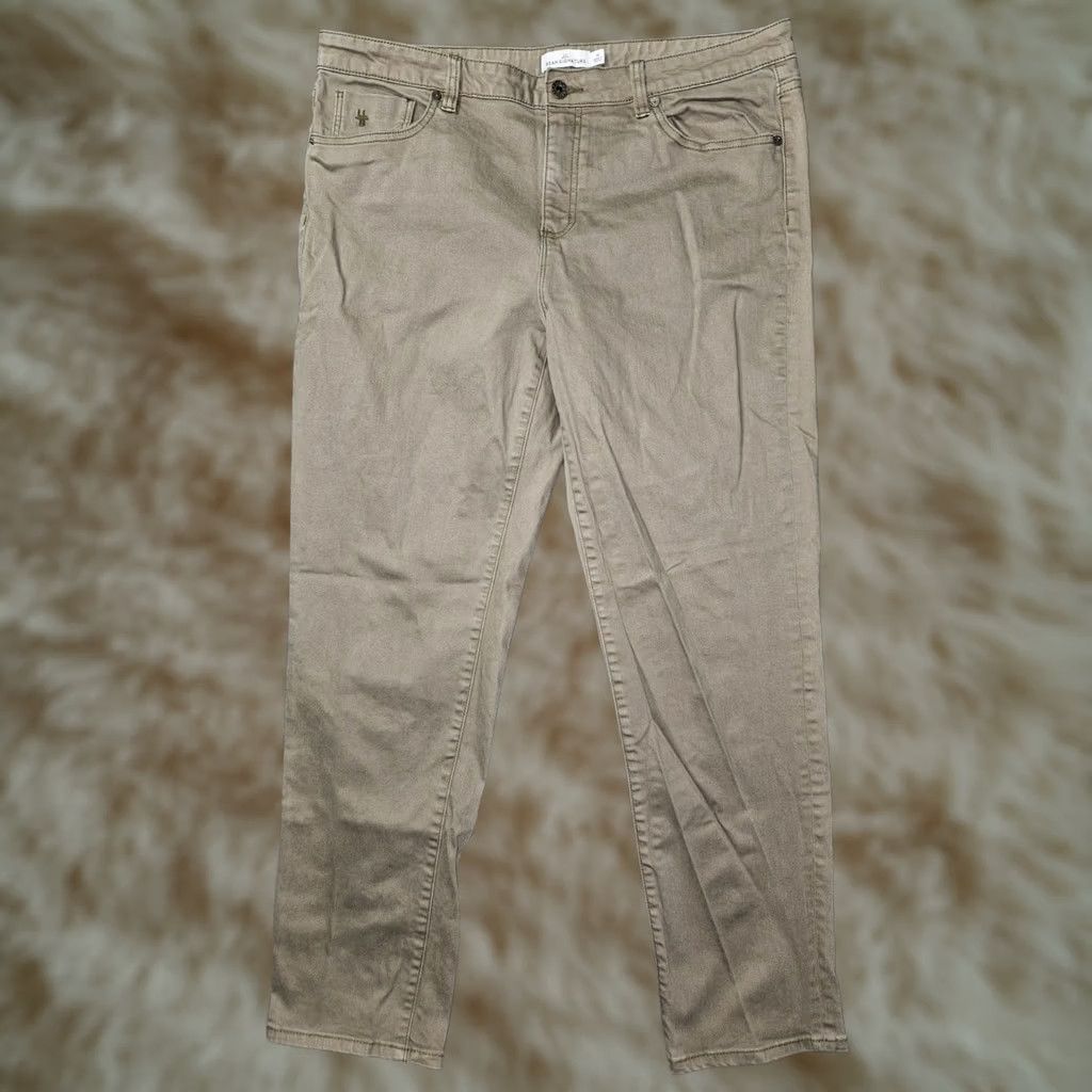 Vintage L.L. Bean Signature Jeans Women's 14 Beige Straight Leg Denim Embroidered Logo City 29in Inseam Mens Women Girls Size 36" / US 14 / IT 50 - 1 Thumbnail