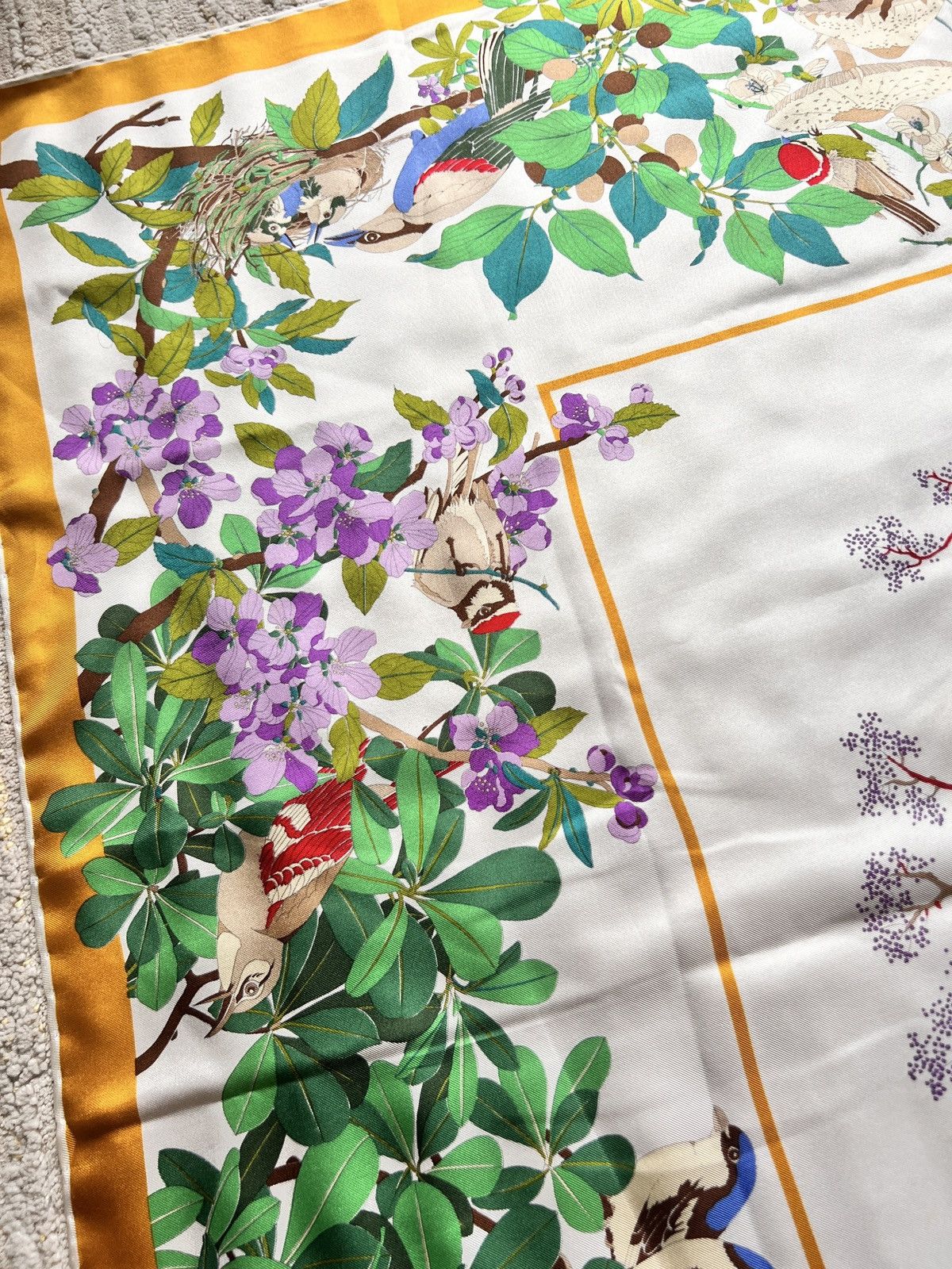 Gucci Gucci Floral Whimsical Printed Silk Scarve Size ONE SIZE - 8 Thumbnail