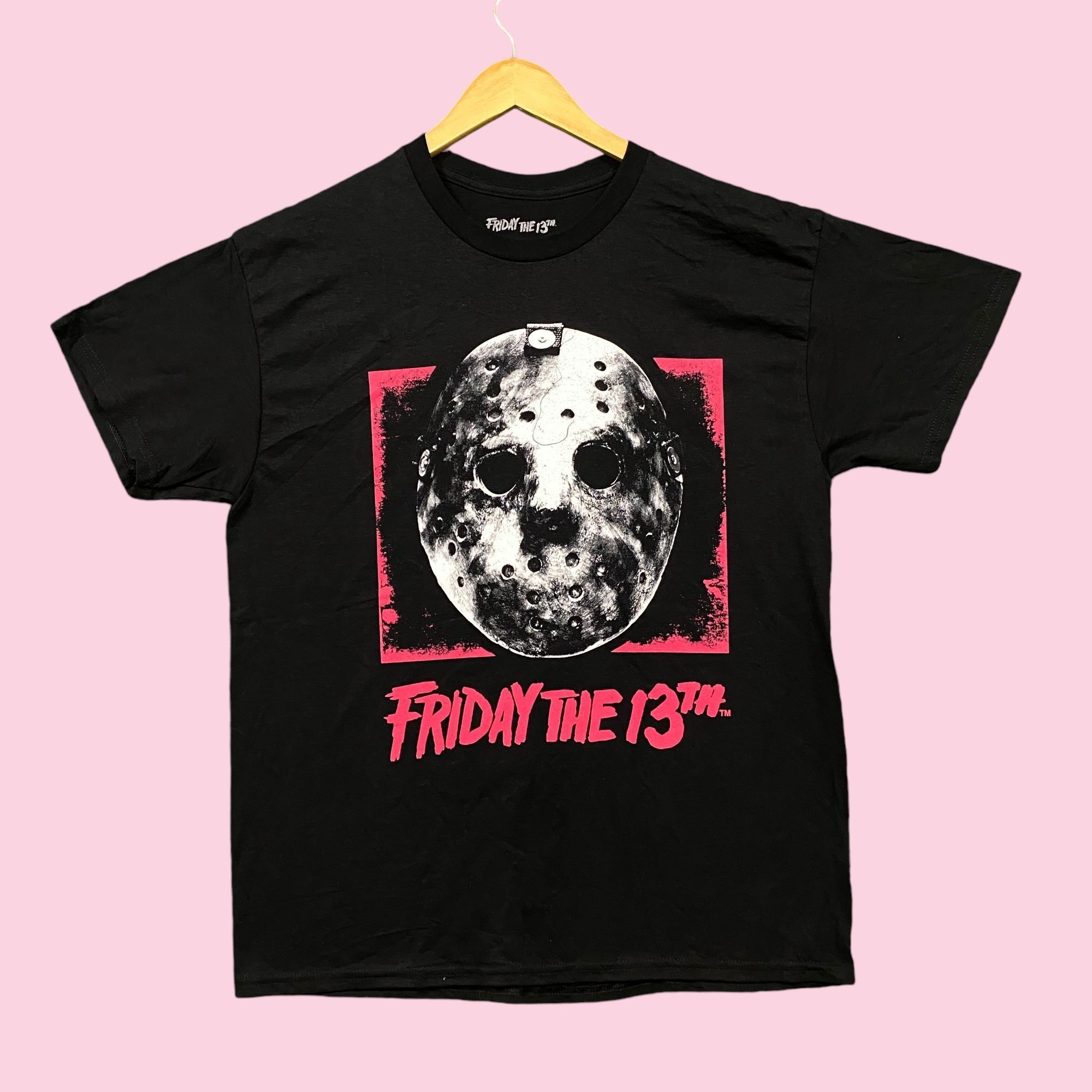 2008 - Friday the 13th Jason Mask Solo Print high quality Horror Halloween Tee - L