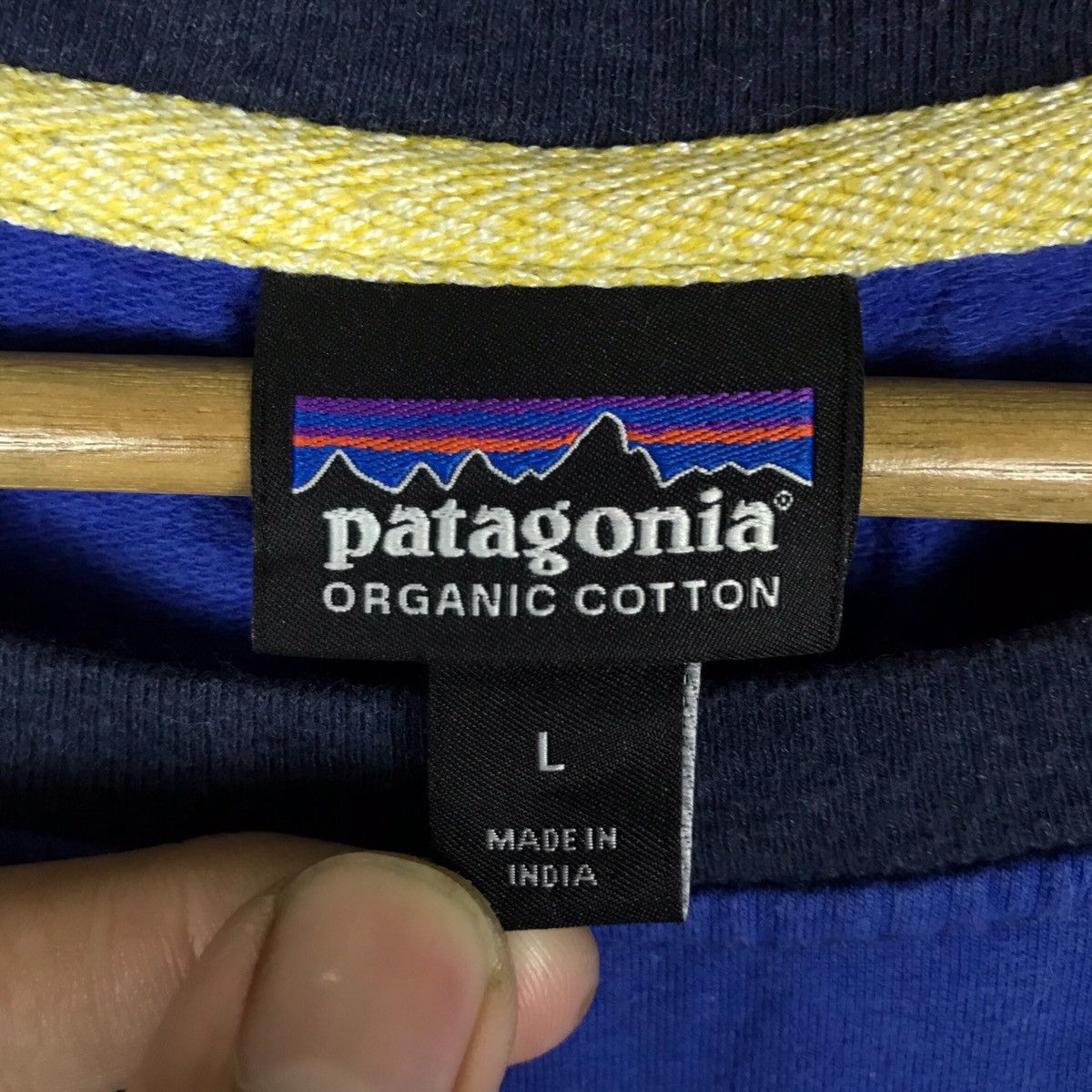 Patagonia Vintage Patagonia Two Tone Pullover Jumper Sweatshirt Size US L / EU 52-54 / 3 - 5 Thumbnail