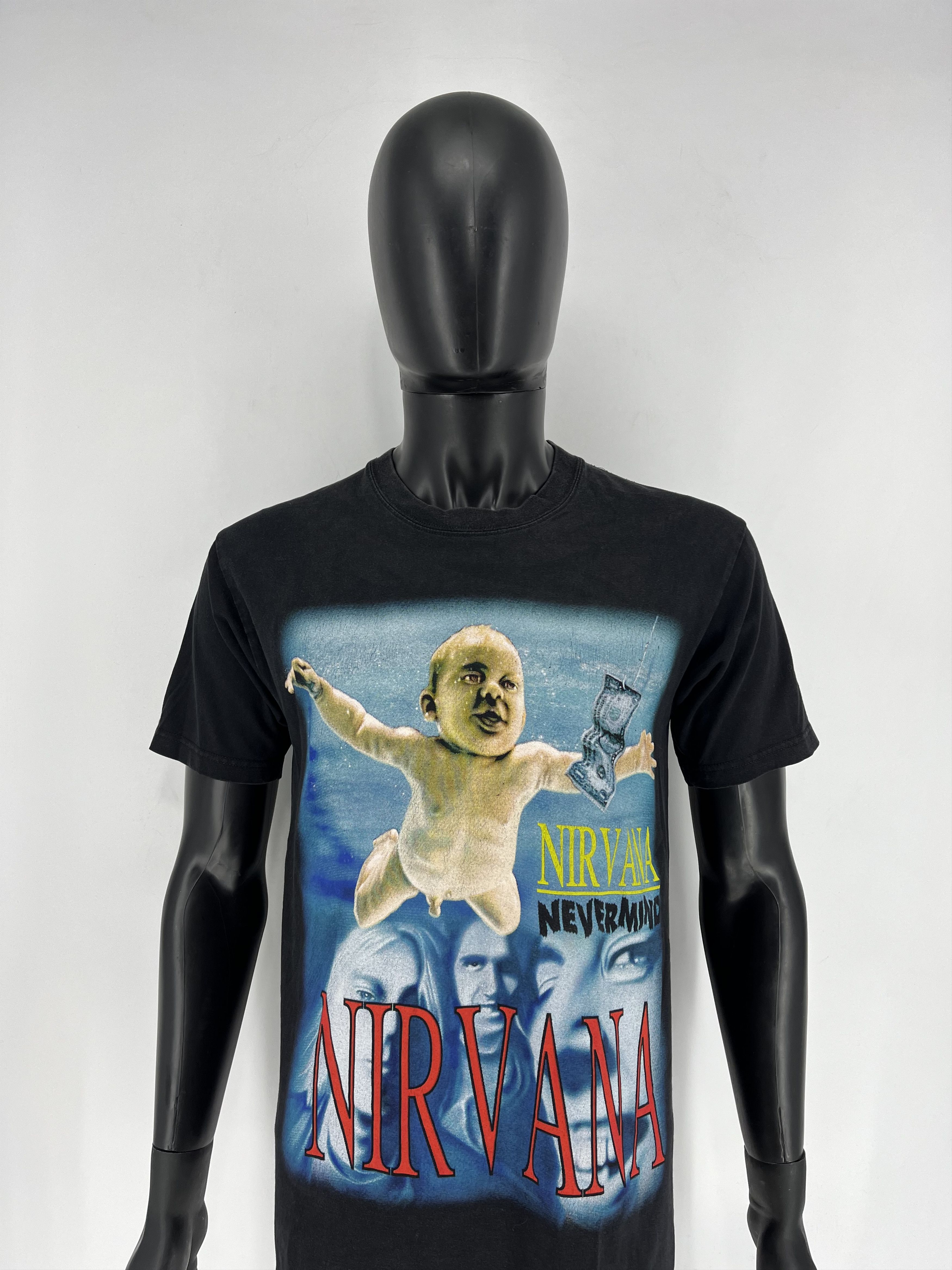 Band Tees Vintage Nirvana NEVERMIND Bootleg Band Shirt Size US M / EU 48-50 / 2 - 1 Thumbnail