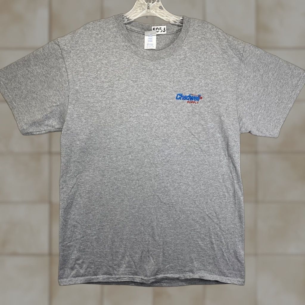 Port & Company VINTAGE Port & Company T-Shirt Mens Medium Gray Short Sleeve Embroidered Chadwell Supply Logo City Work Theme Size US M / EU 48-50 / 2 - 1 Thumbnail