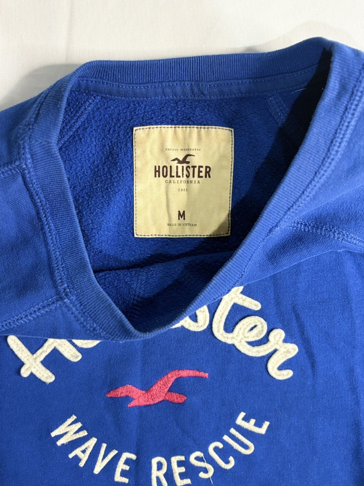 Hollister Women’s Y2K Blue Hollister Sweatshirt | $20 Size M / US 6-8 / IT 42-44 - 3 Thumbnail