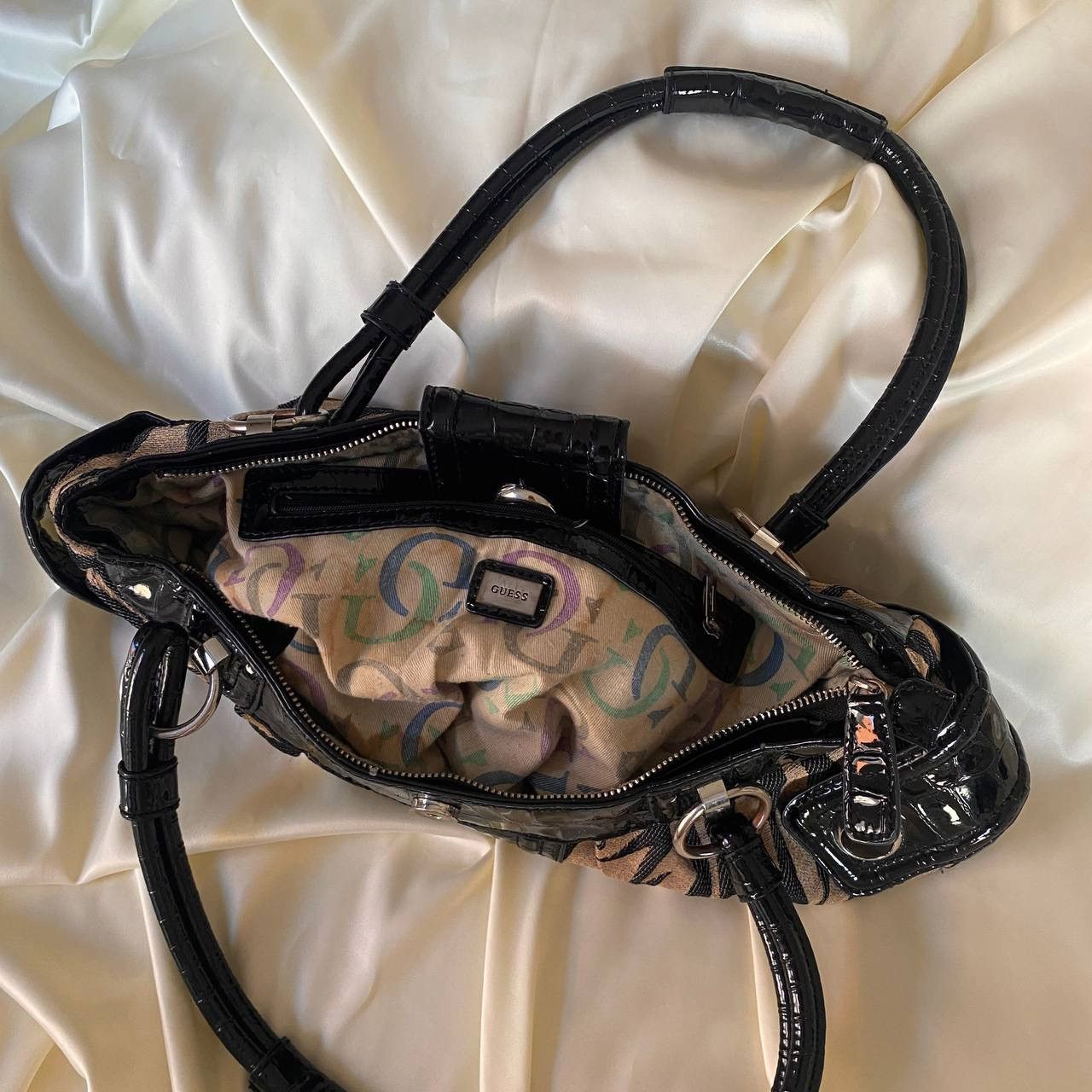 Guess Vintage Guess zebra patterned tote shoulder bag Size ONE SIZE - 5 Thumbnail