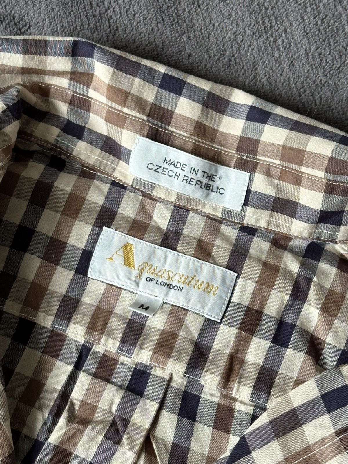 Aquascutum × Vintage Aquascutum Bottom Up Shirt NovaCheck Size M Size US M / EU 48-50 / 2 - 8 Thumbnail
