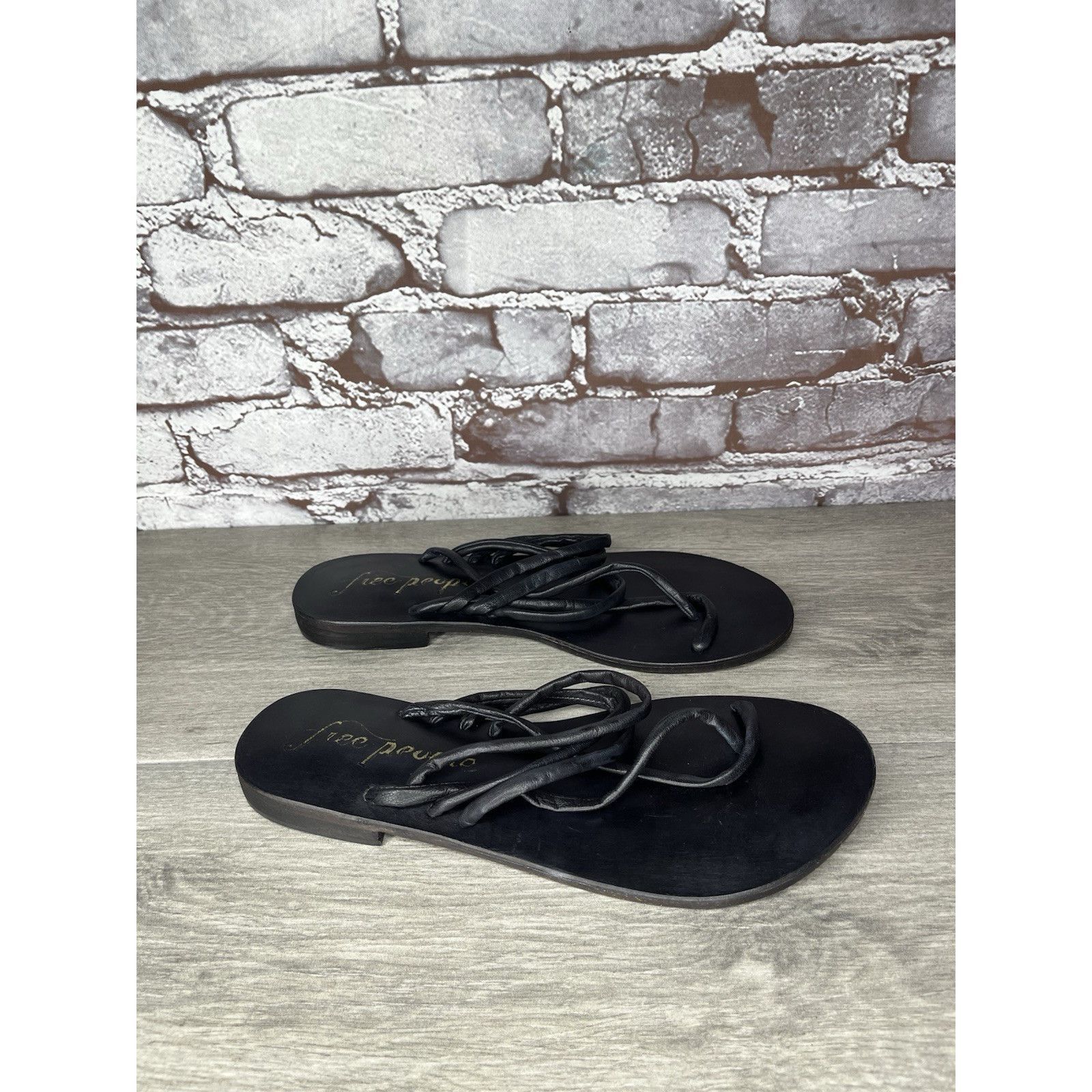 Free People Free People Kayla Black Leather Strappy Slides Sandals Women Size US 7.5 / IT 37.5 - 18 Thumbnail