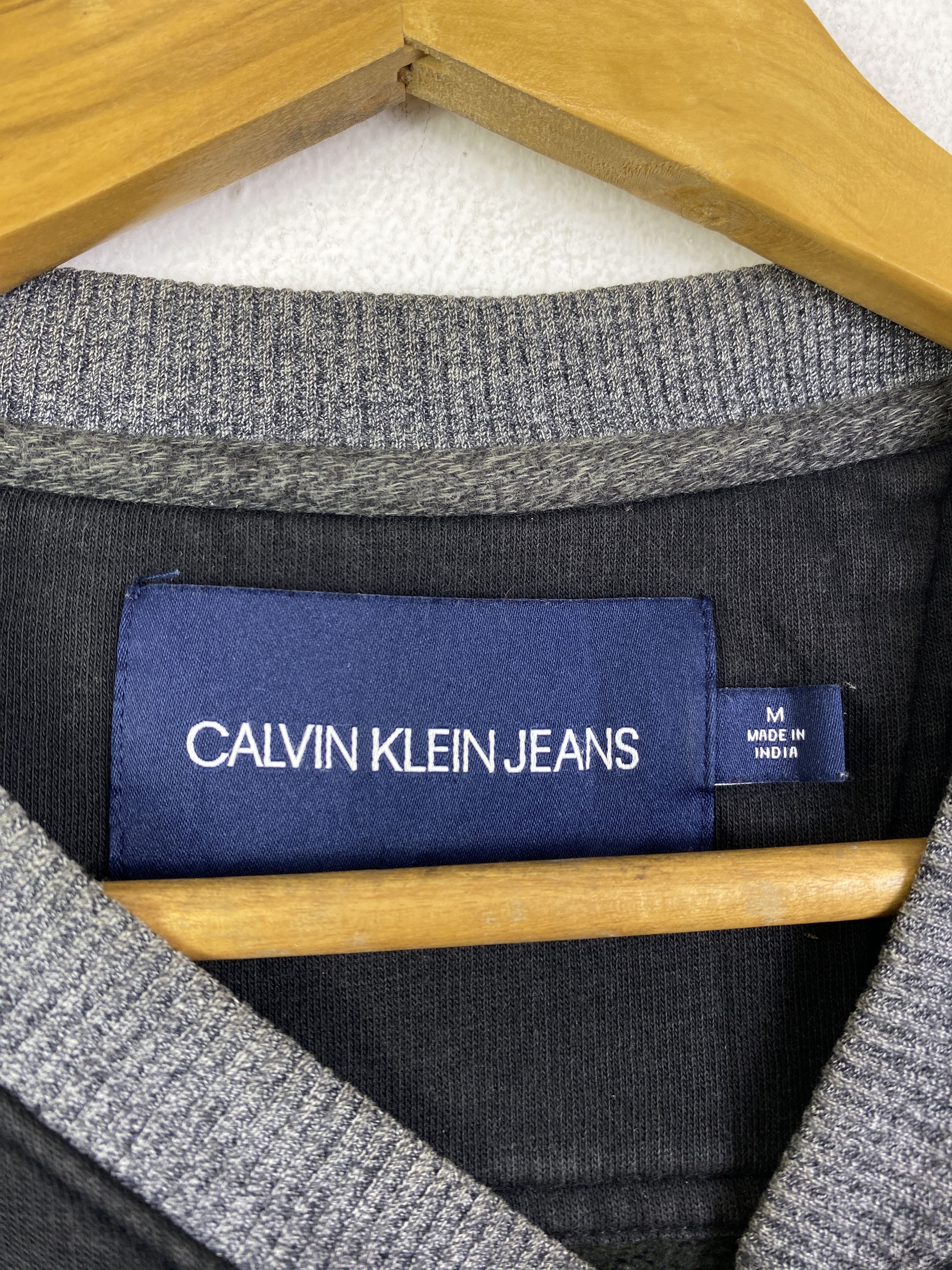 Calvin Klein Vintage Calvin Klein Jeans Crewneck Sweatshirt SH0329 Size US M / EU 48-50 / 2 - 5 Thumbnail