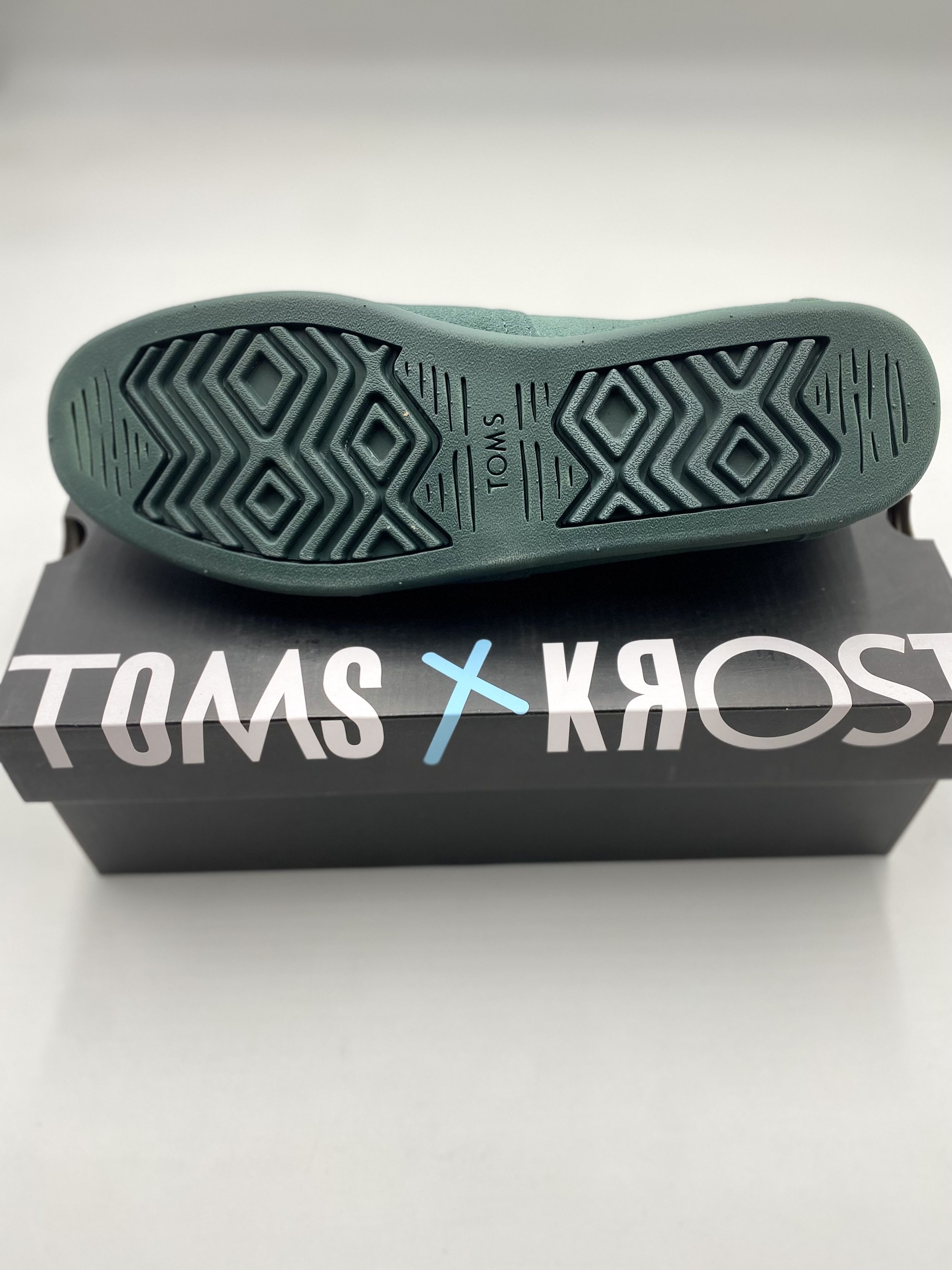 Toms Toms X Krost Size US 10.5 / EU 43-44 - 3 Thumbnail
