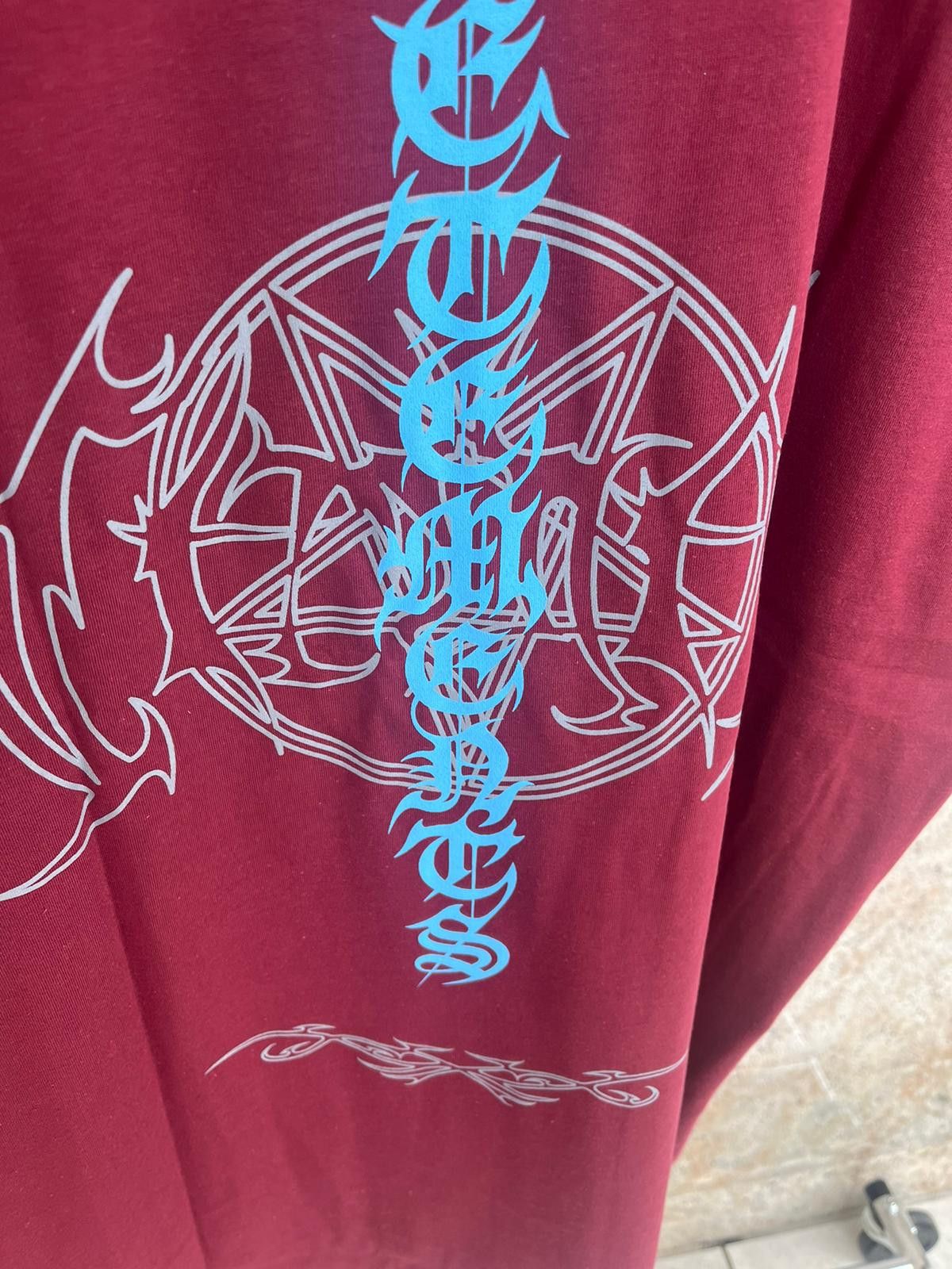 Vetements Vital Existence Logo T-Shirt SS in Bordeaux Size US S / EU 44-46 / 1 - 13 Thumbnail