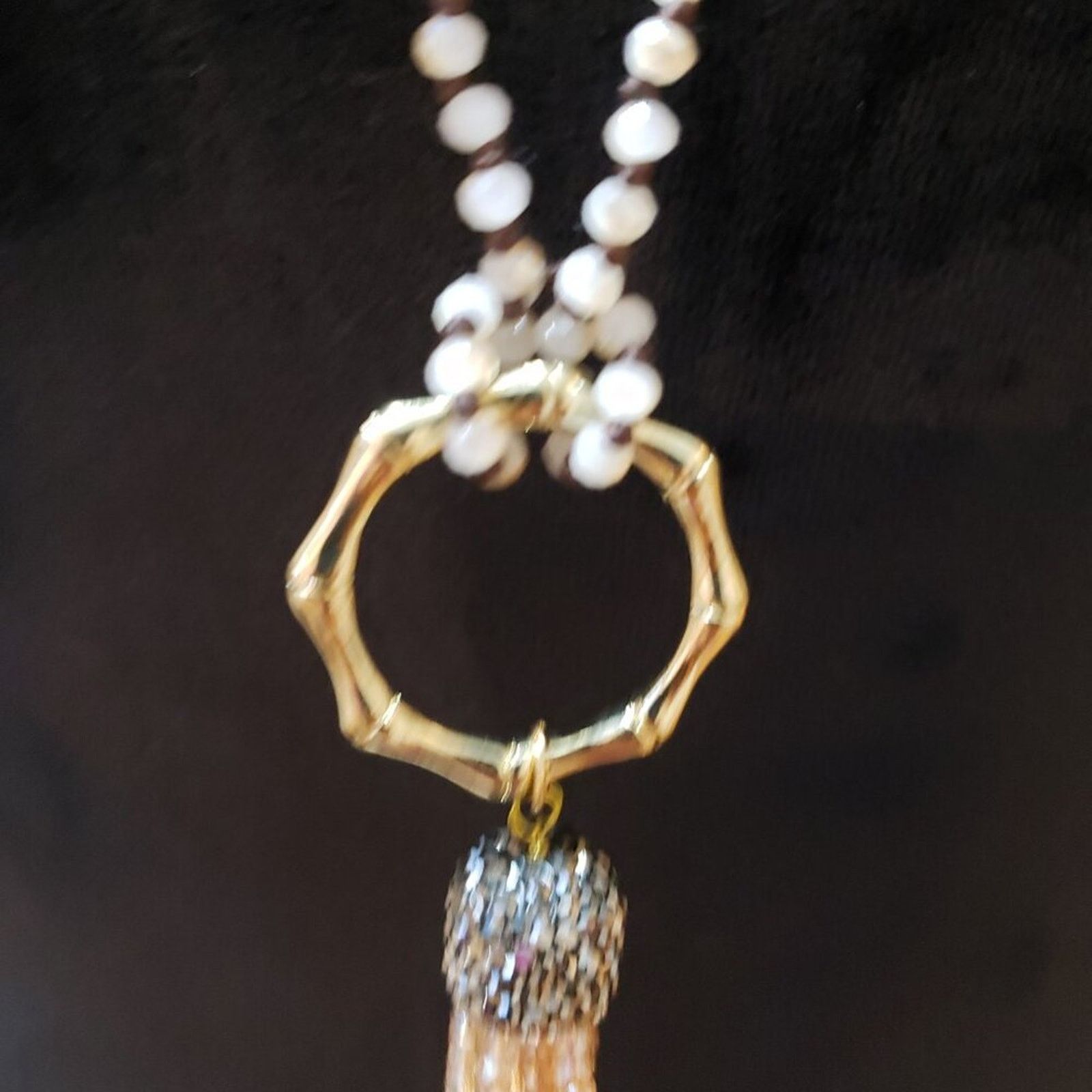 The Unbranded Brand Gold Tone Natural Freshwater Pearl Lariat Tassel Necklace Size ONE SIZE - 5 Thumbnail