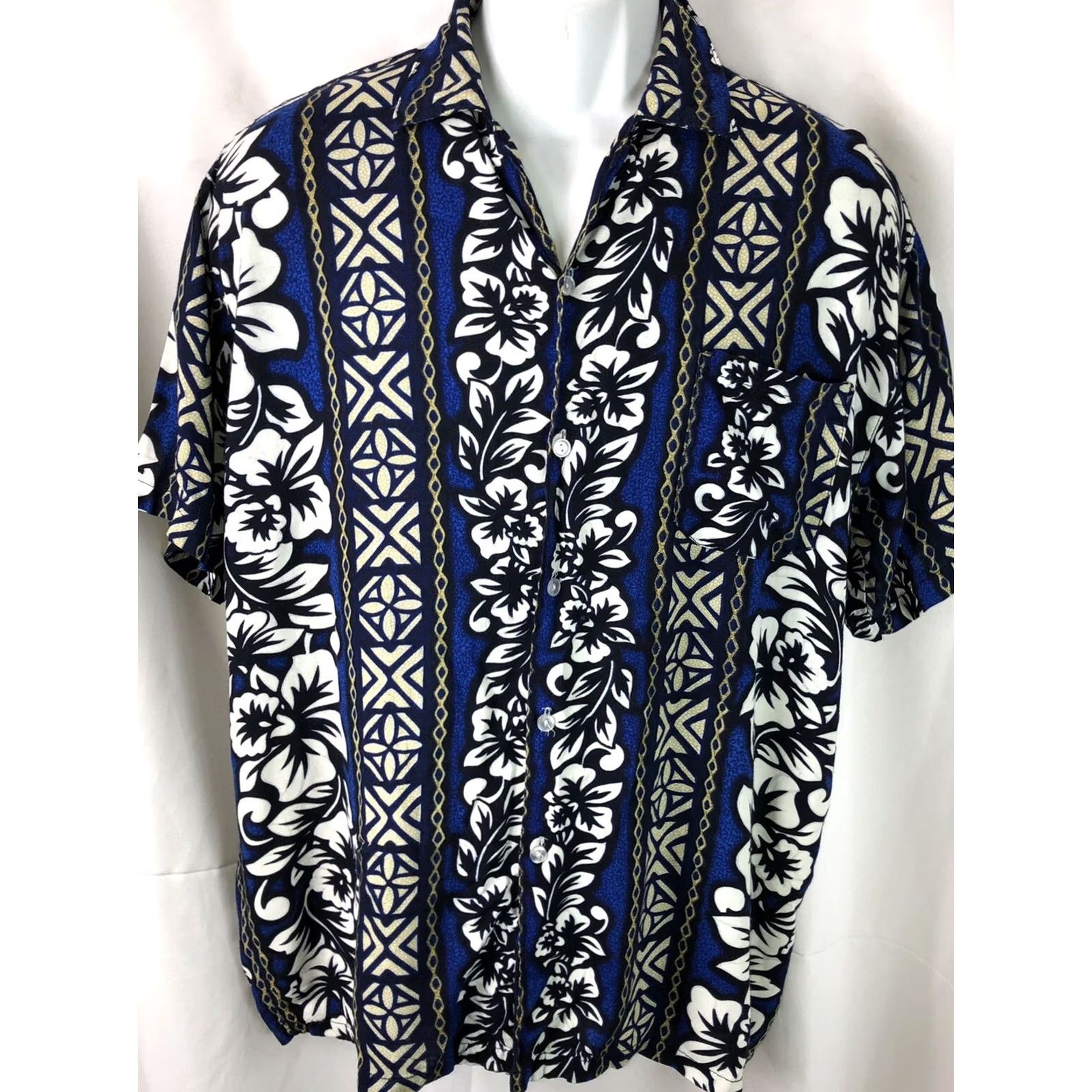 Vintage Koko Vintage Hawaiian Shirt M Blue Tropical Button-Up Short Sleeve Pocket Rayon Beach Luau Surf Retro 90s Bohemian Mens Size US M / EU 48-50 / 2 - 5 Thumbnail