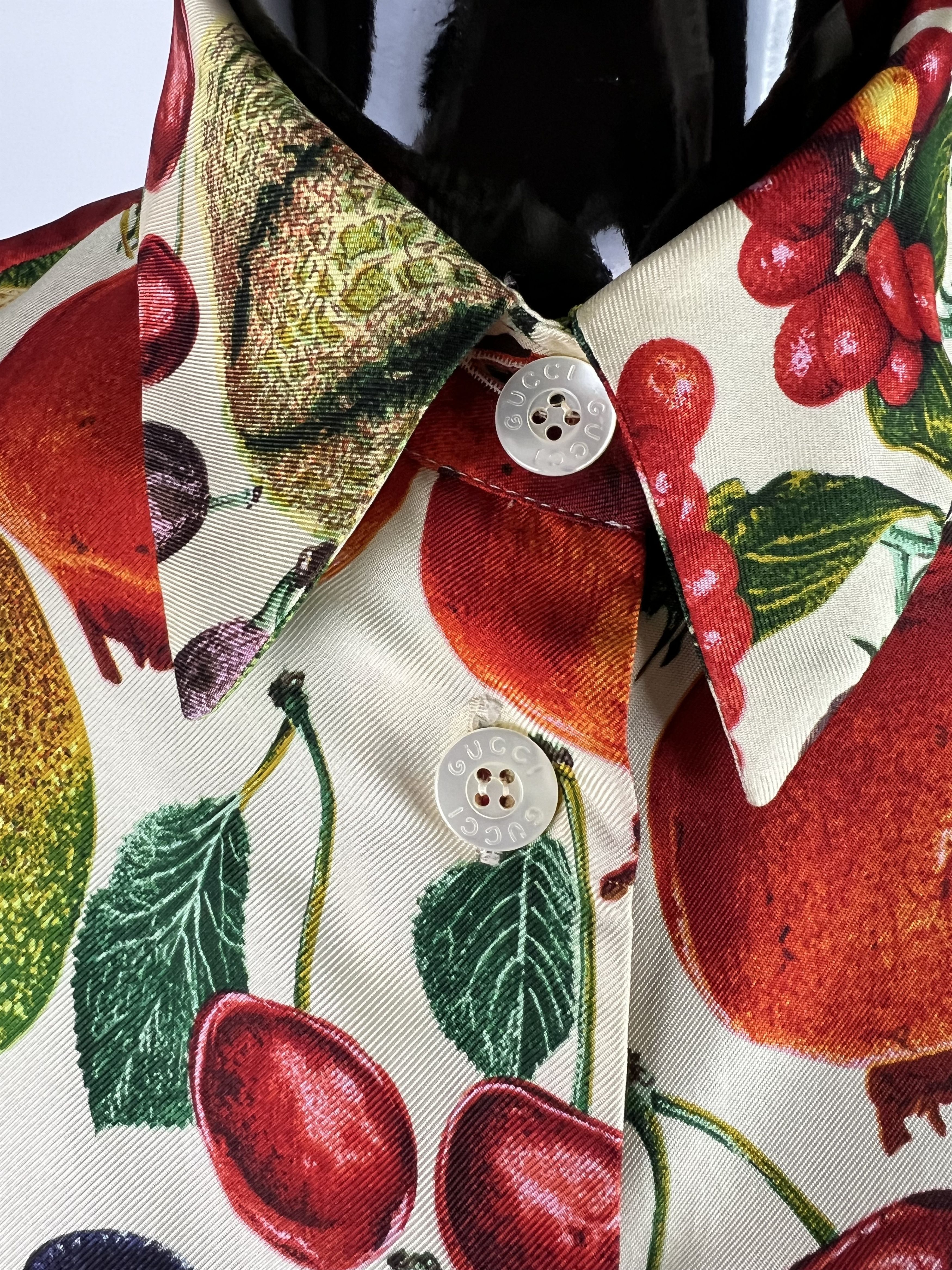 Gucci 90s Ultra Rare Vtg Gucci Tom Ford Era Silk Shirt Size 40 Size S / US 4 / IT 40 - 9 Thumbnail