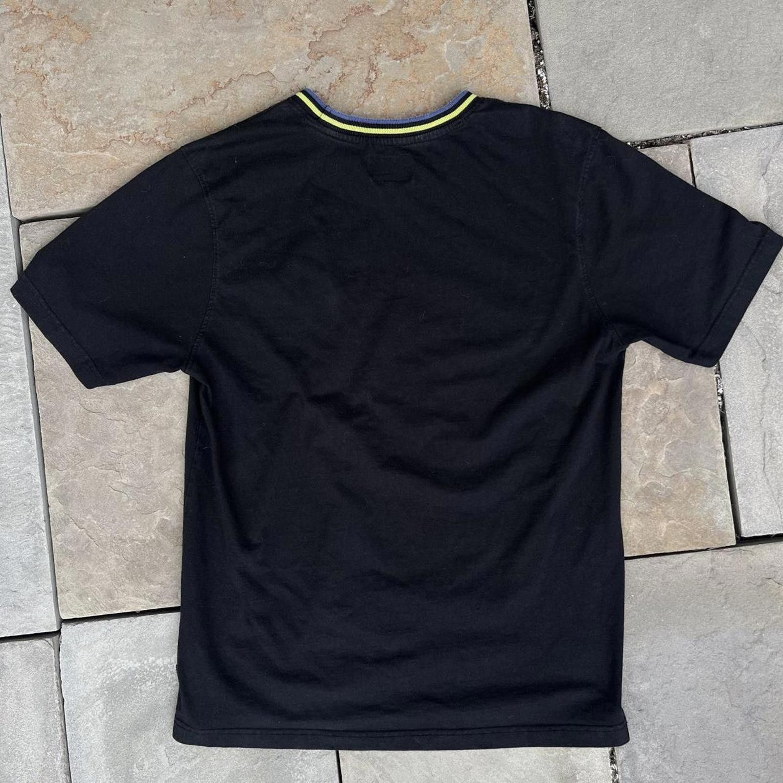 Stussy Black Stüssy Jacquard Green Blue Trim Pocket T-shirt Size US M / EU 48-50 / 2 - 6 Thumbnail