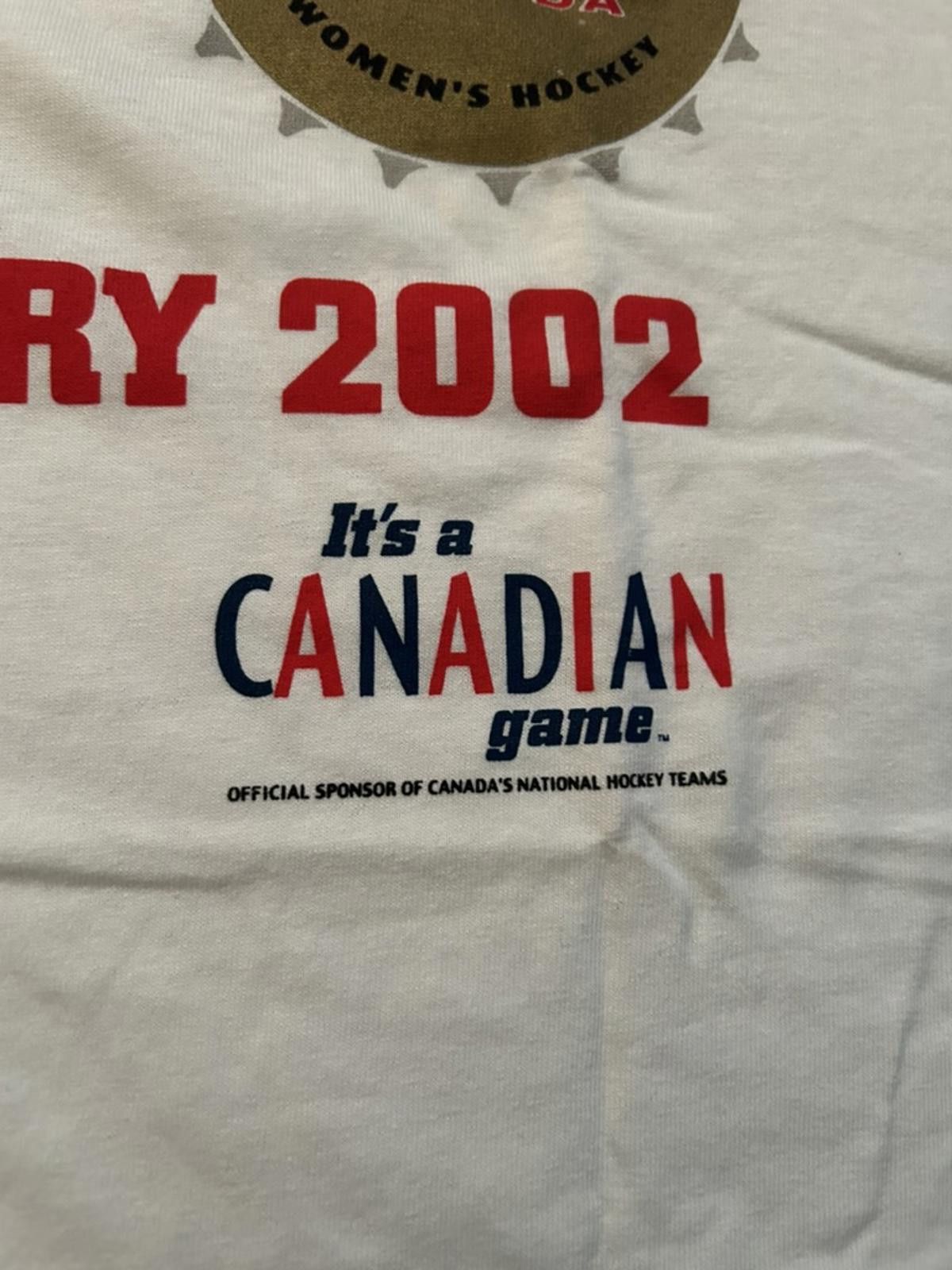 Unknown London Vintage 2002 Team Canada Gold Medal Hockey T-Shirt Size ONE SIZE - 3 Thumbnail