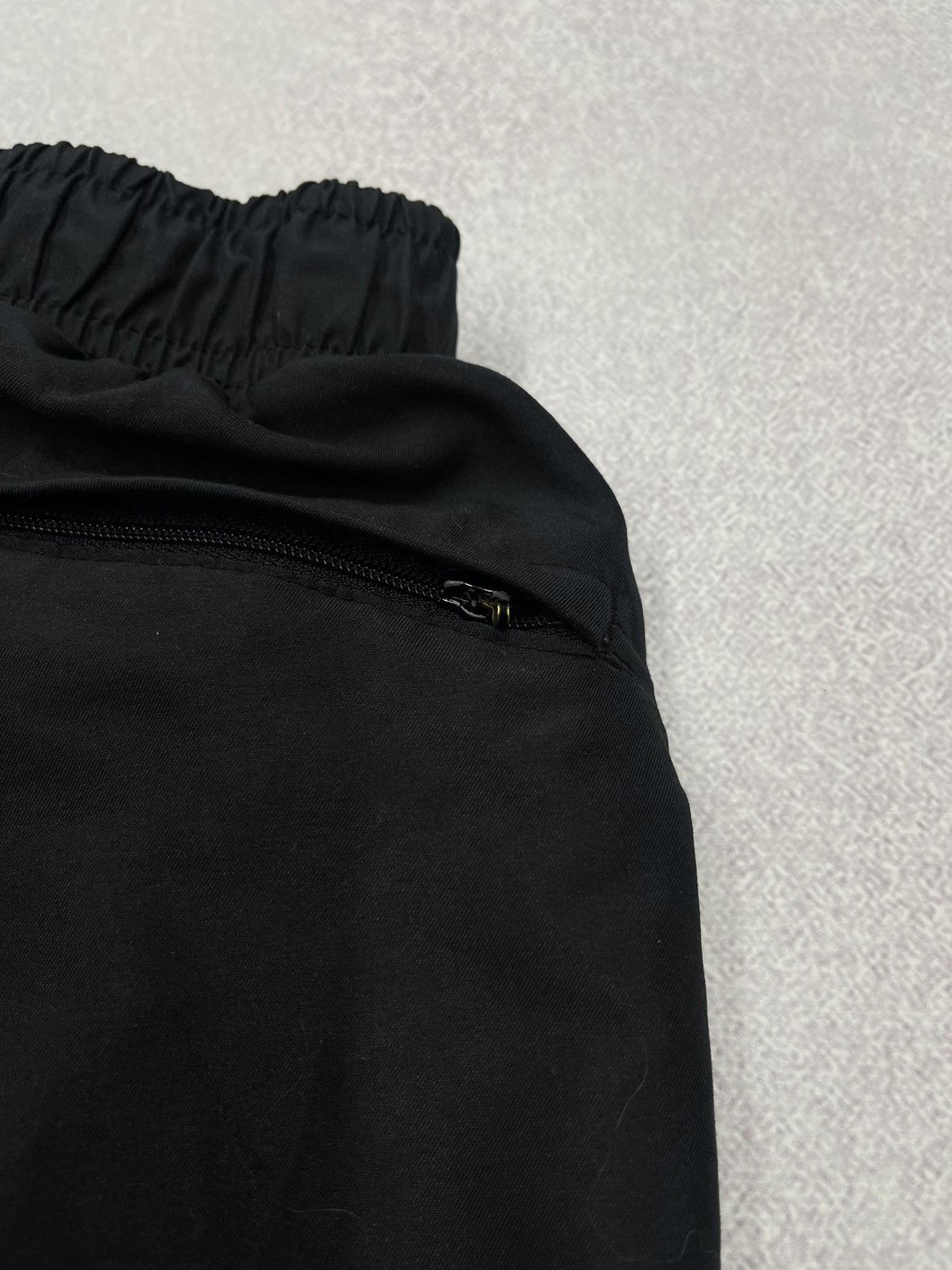 Calvin Klein Mens Calvin Klein Swimwear Black Shorts Lampas Y2K Size US 30 / EU 46 - 7 Thumbnail
