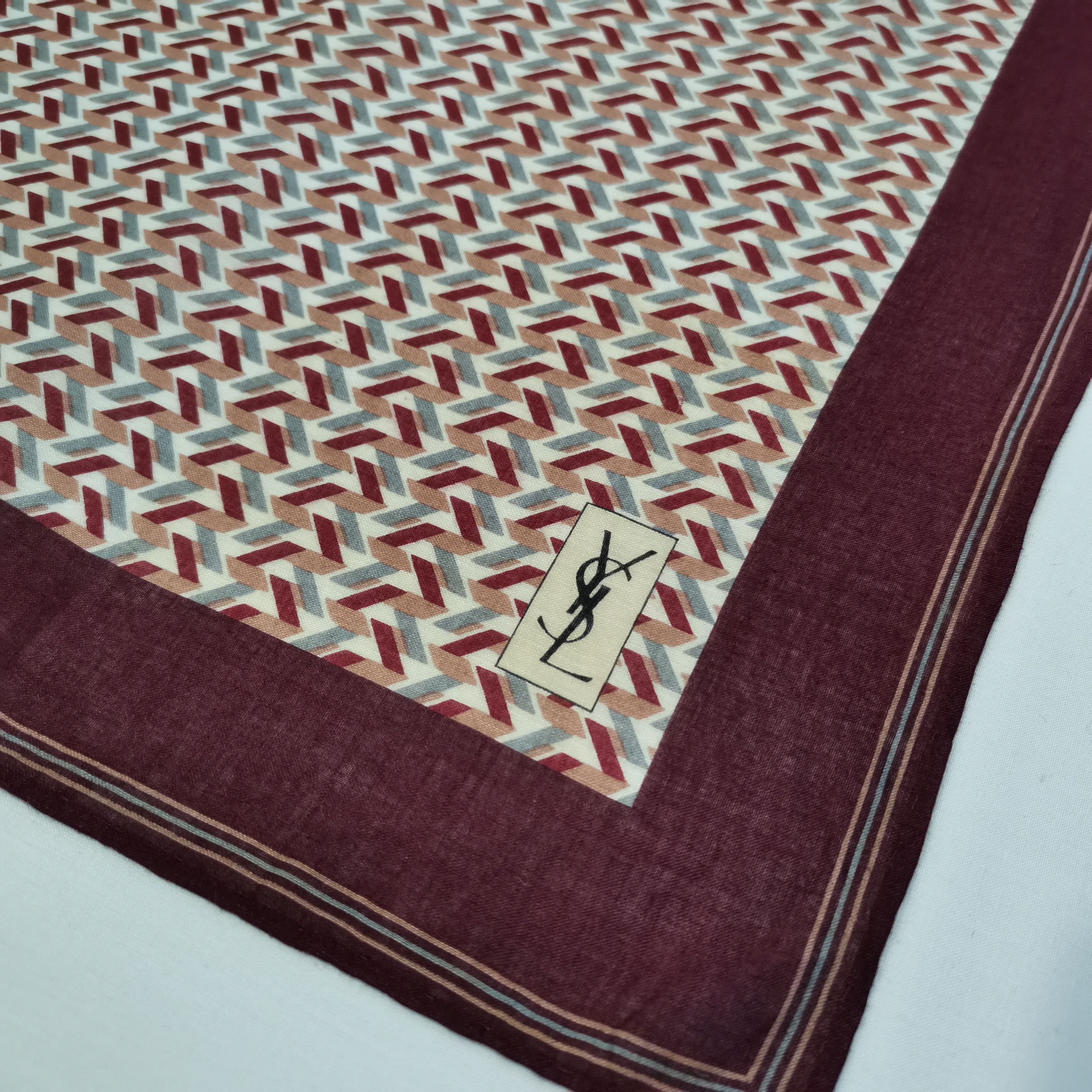 Yves Saint Laurent YVES SAINT LAUREN HANDKERCHIEF/BANDANA/SCARF Size ONE SIZE - 5 Thumbnail
