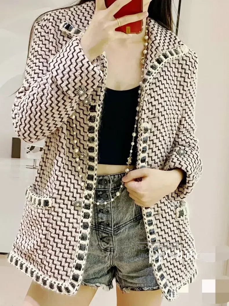 Chanel Chanel Roman series wavy pink coat Size XS / US 0-2 / IT 36-38 - 9 Thumbnail