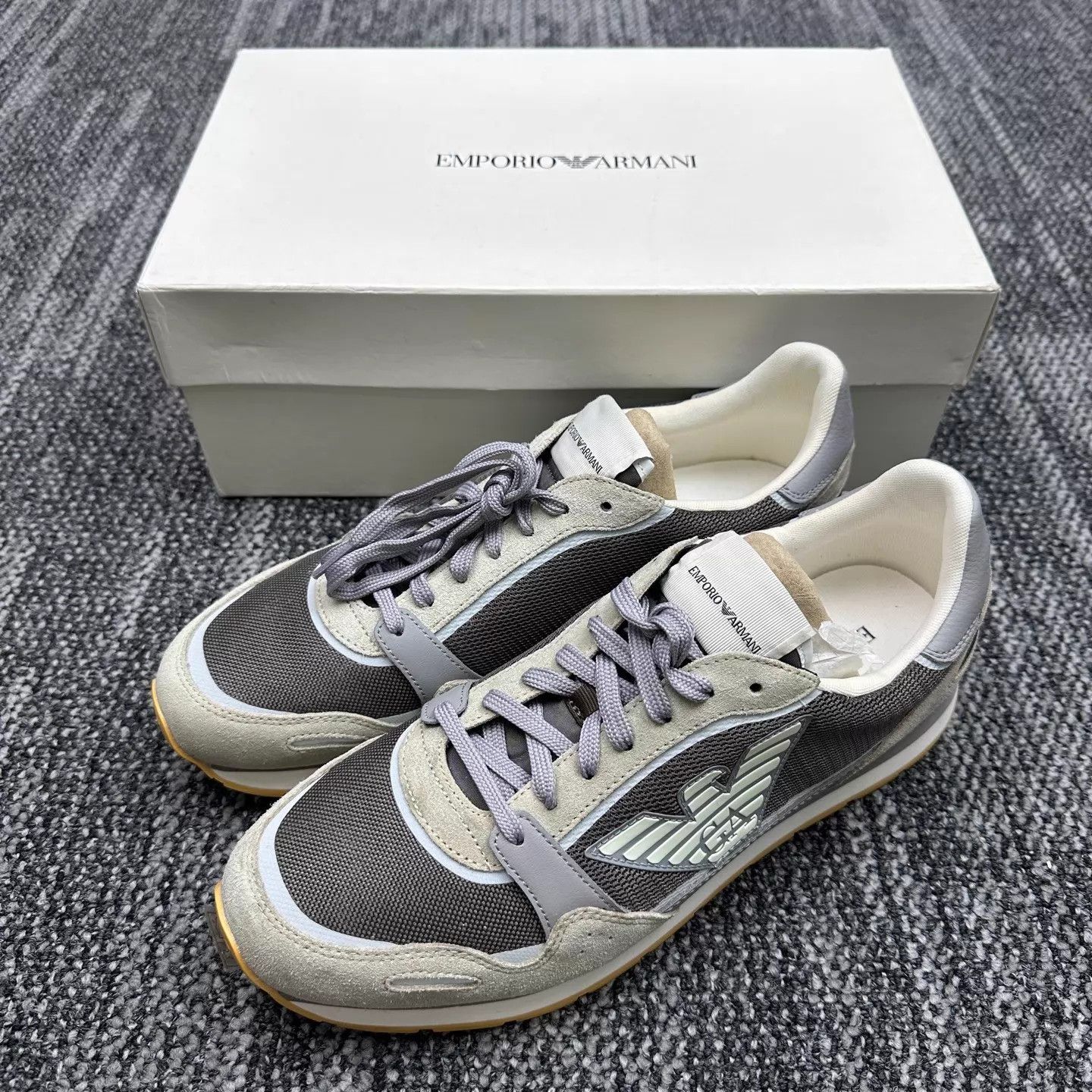 Armani ARMANI Suede Panelled Casual Sneaker 44 New Size US 11 / EU 44 - 1 Thumbnail