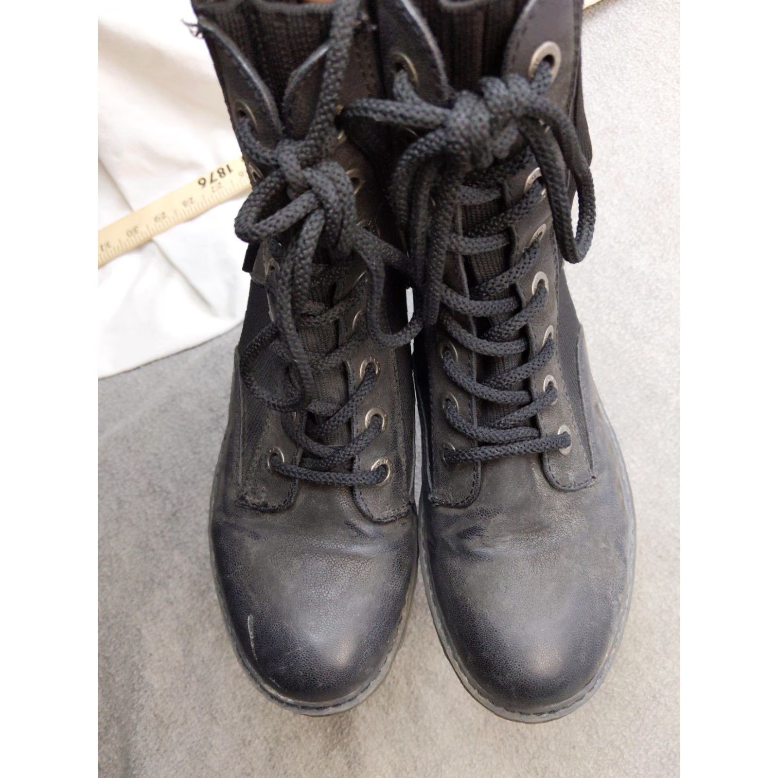 Vintage Blowfish Womens 8.5 Black Knit Combat Ankle Lace Up Lug Sole Booties Shirt Boots Women Lace Up Combat Boots Black Knit Shaft Size US 9 / IT 39 - 2 Thumbnail