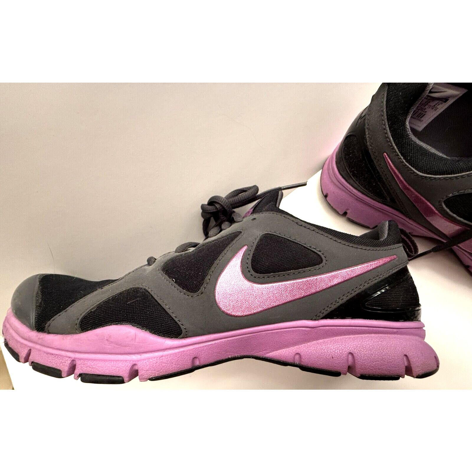 Nike Nike In Season TR 2 Training Shoe Womens size 10 Gray Pink Size US 10 / IT 40 - 5 Thumbnail