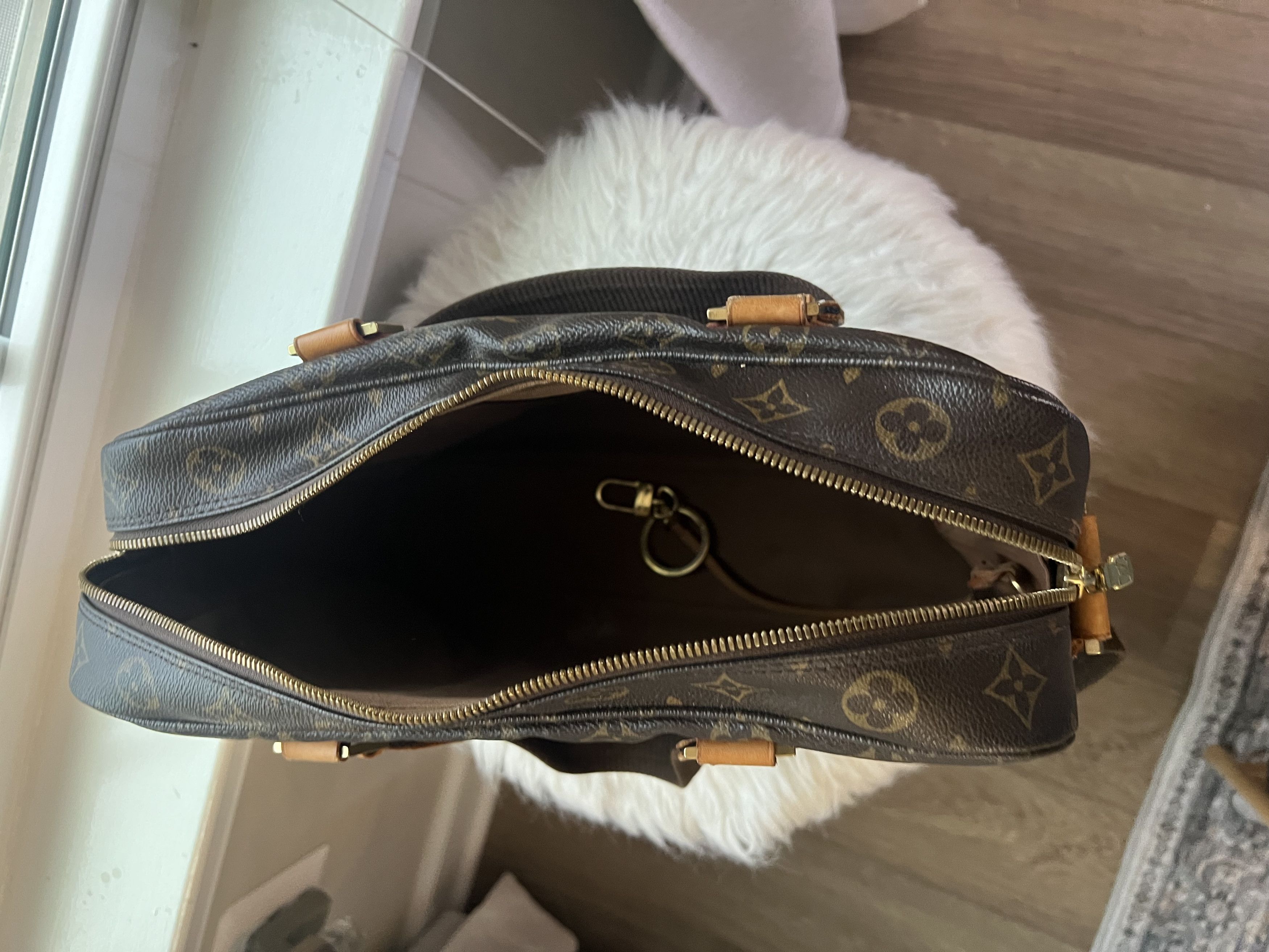 Louis Vuitton Louis Vuitton Sac Bosphore Messenger Bag Size ONE SIZE - 6 Thumbnail