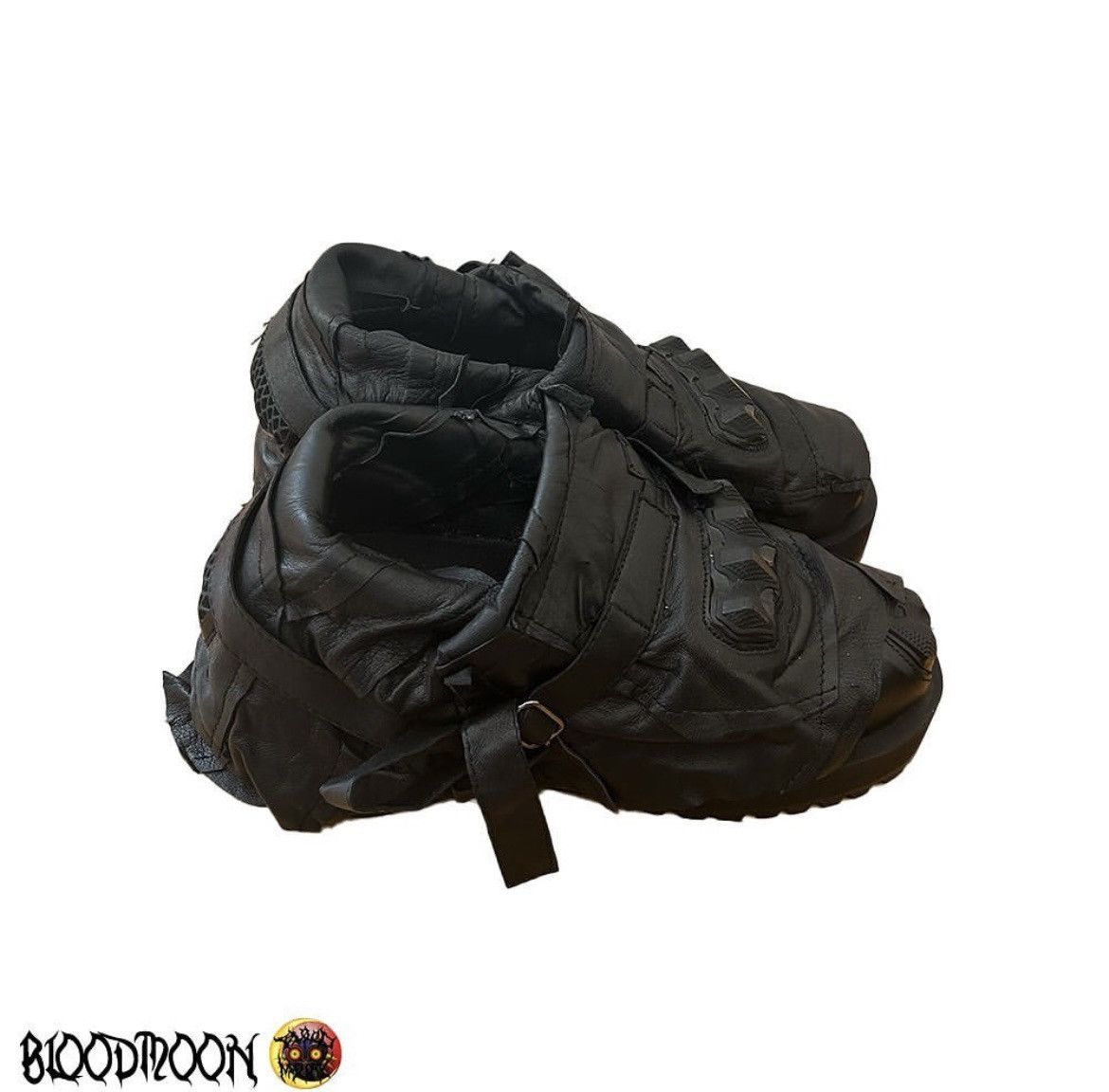 Yasuyuki Ishii Yasuyuki Ishii Burst Destruction boots Size US 10.5 / EU 43-44 - 2 Thumbnail