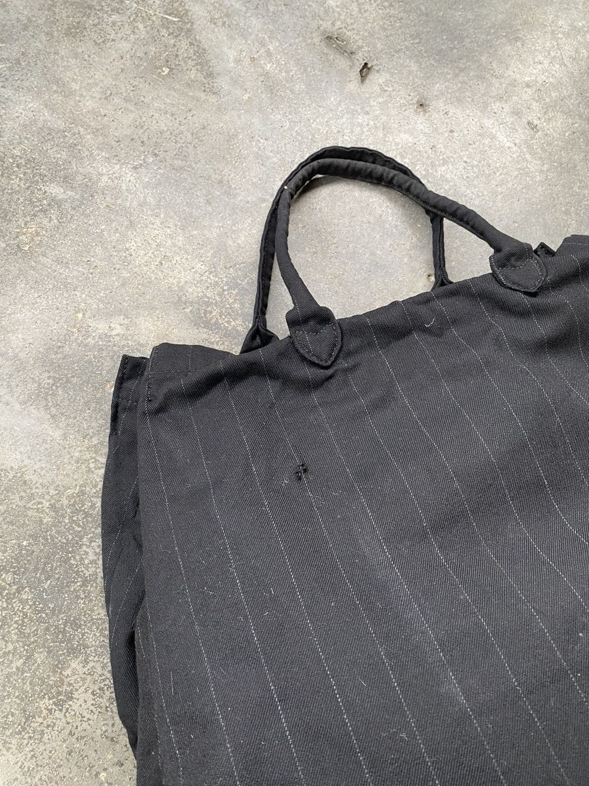 Comme des Garcons Tricot Comme Des Garcons Distressed Tote Bag Size ONE SIZE - 6 Thumbnail
