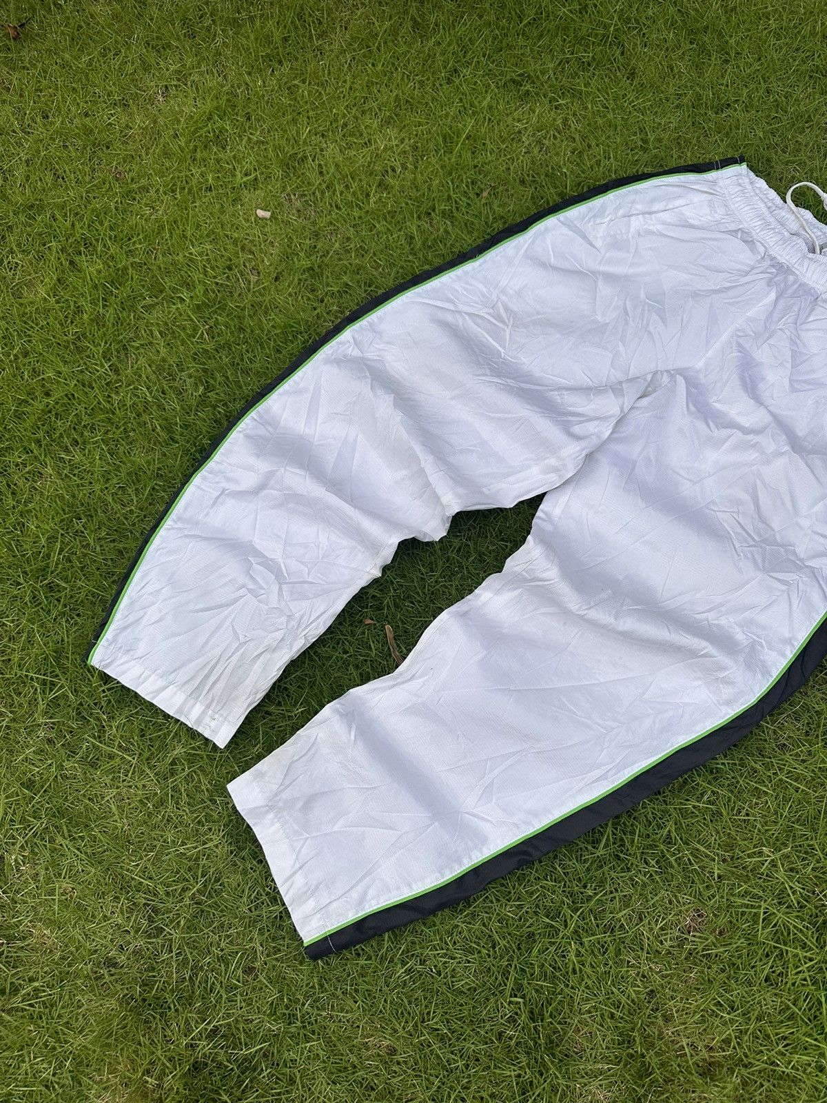 Nike × Vintage NIKE VINTAGE BASIC SWOOSH STREETWEAR SWEATPANTS Size US 34 / EU 50 - 3 Thumbnail