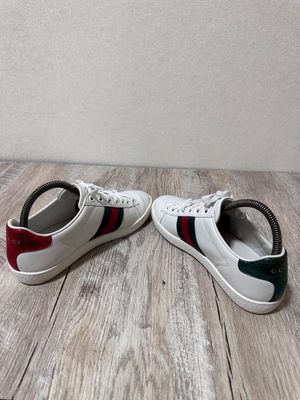 Gucci Gucci Ace Bee White Women's Sneakers Size 36 Size US 6.5 / IT 36.5 - 7 Thumbnail