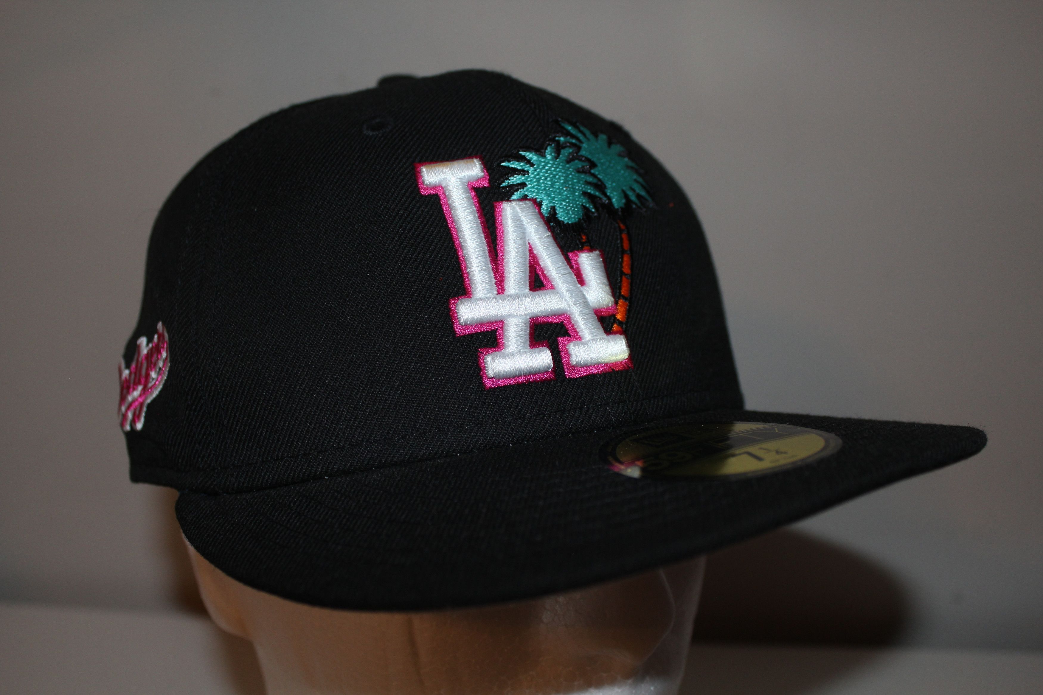 New Era New Era Black Fitted Hat Los Angeles Dodgers Size 7 1/4 Size ONE SIZE - 1 Thumbnail