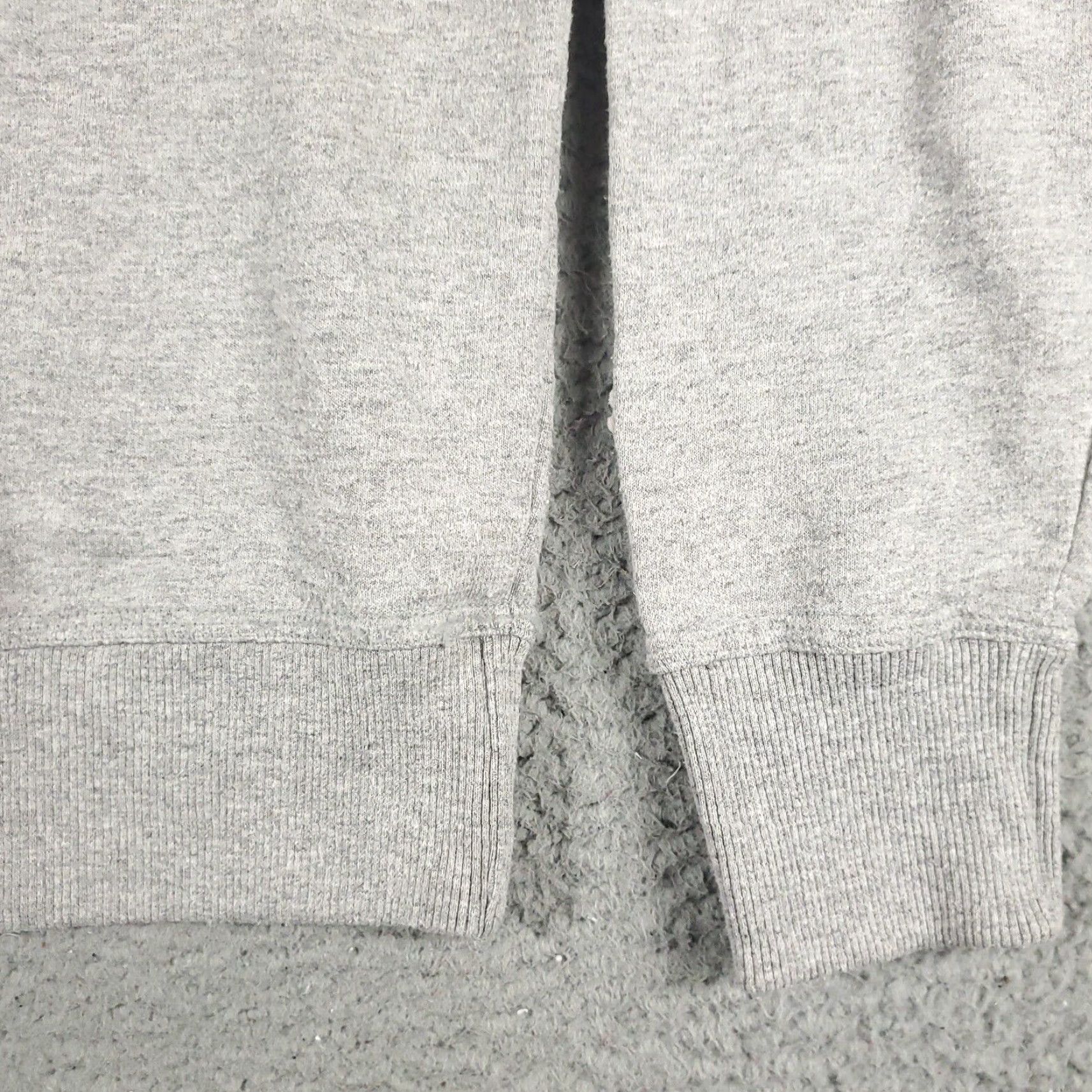 Champion Champion Pullover Sweater Mens Medium Gray Cotton Blend Crew Neck Casual Size US M / EU 48-50 / 2 - 4 Thumbnail