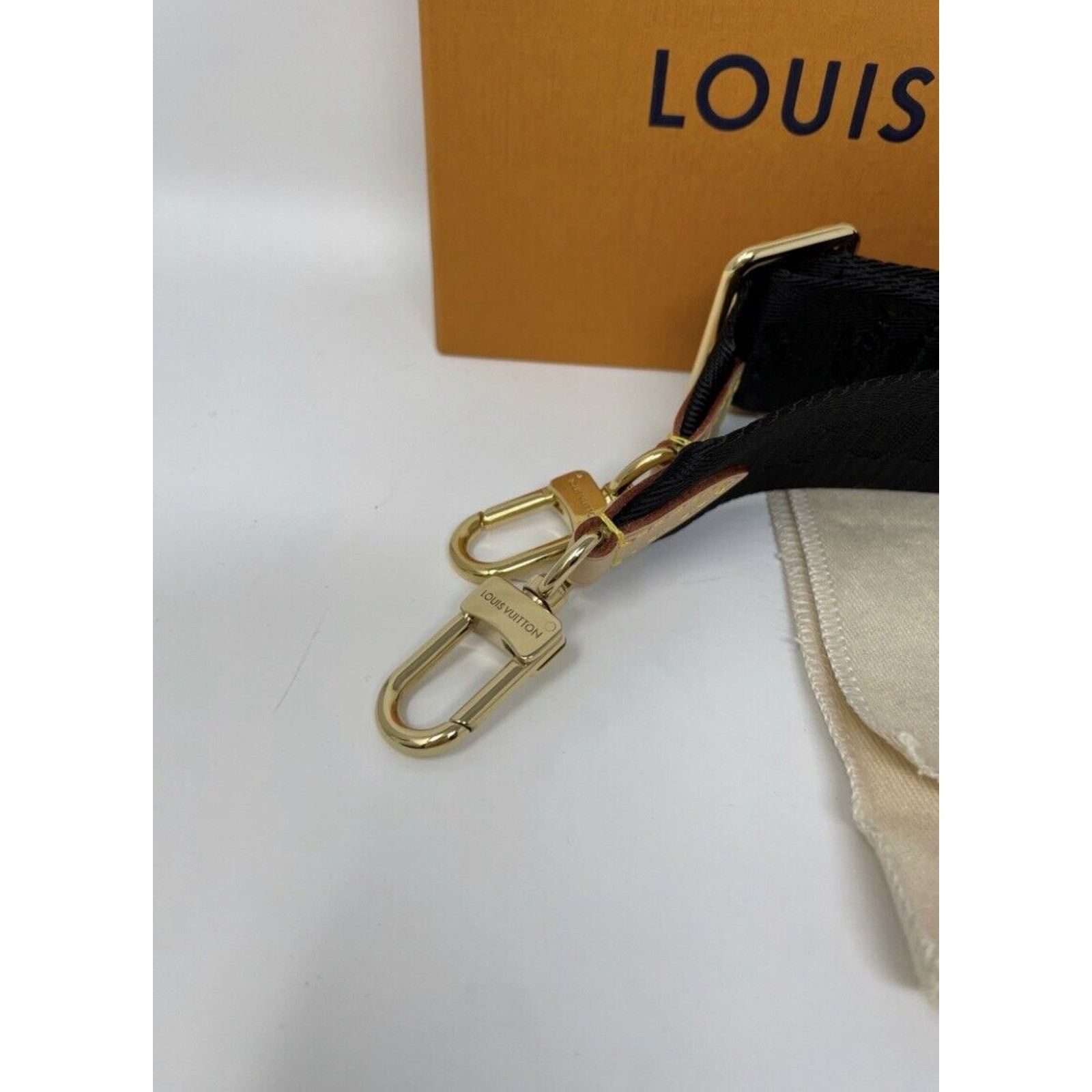 Louis Vuitton Louis Vuitton Multi Pochette Acc Shoulder Strap W Coin Pouch Size ONE SIZE - 7 Thumbnail