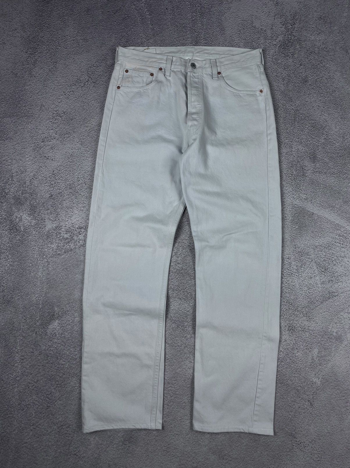 Levi's × Vintage Levis 501 Vintage White Jeans Size US 32 / EU 48 - 1 Thumbnail