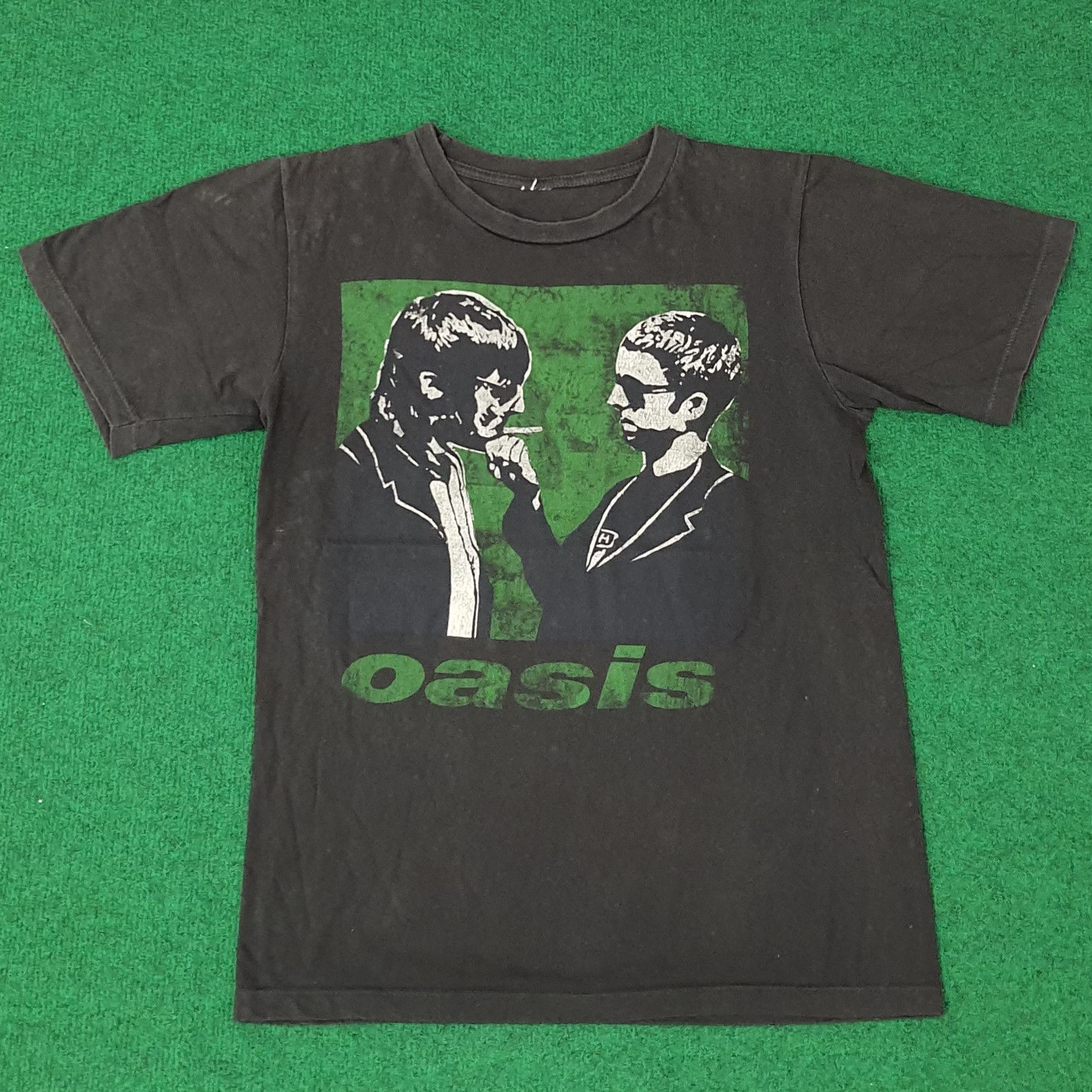 Band Tees Vintage OASIS 90S American Rock Band Tshirt C259N8 Size US S / EU 44-46 / 1 - 1 Thumbnail