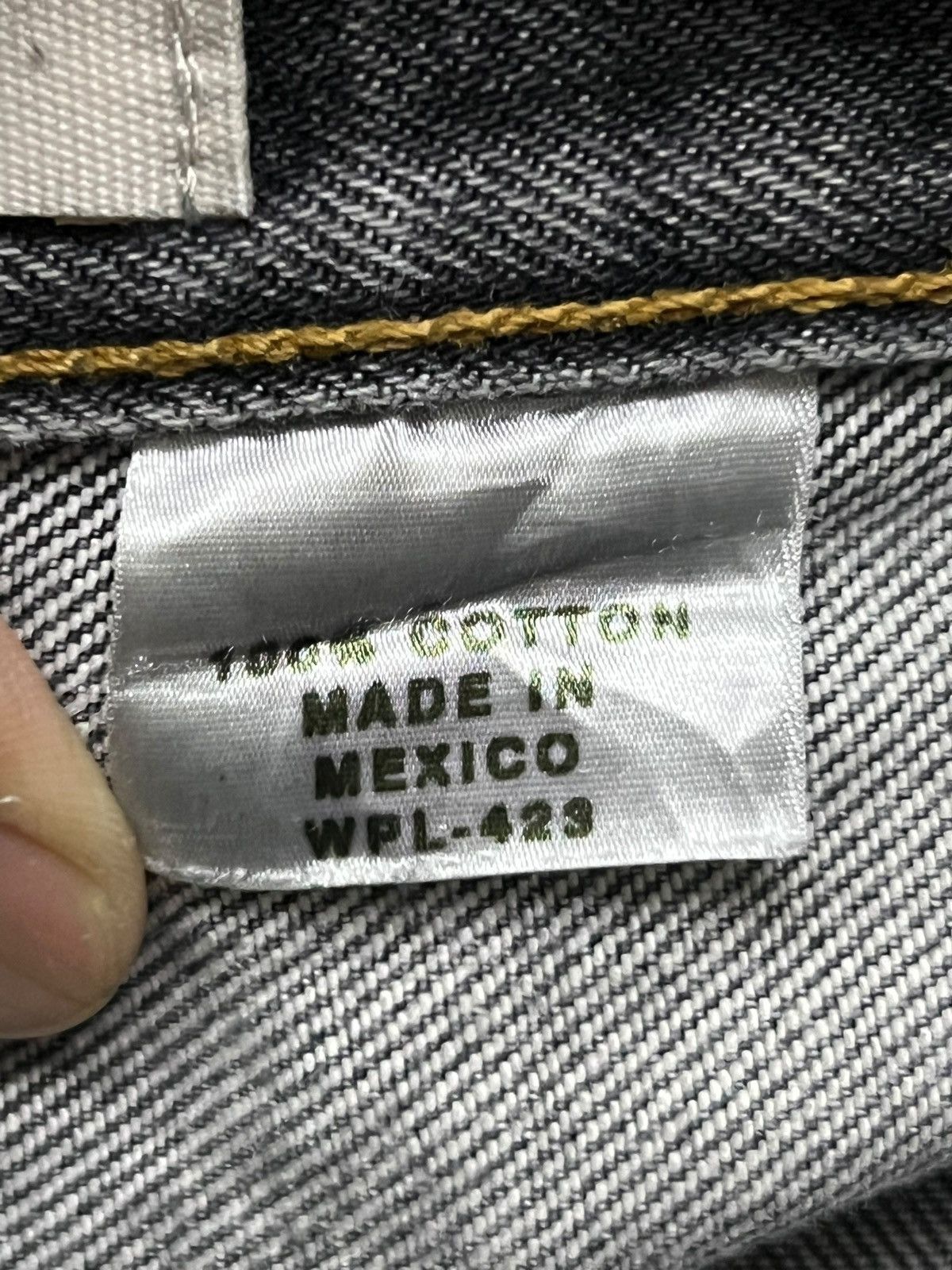 Levi's Vintage Levi’s Original 501 Japan 90s - Faded, Straight Leg Size US 32 / EU 48 - 16 Thumbnail