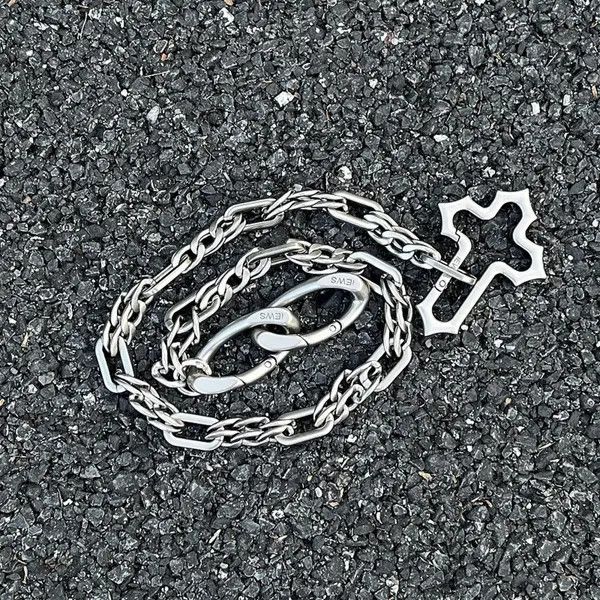 Jewelry Silver Chain Cross Men's Accessory, Gothic Style Size ONE SIZE - 4 Thumbnail