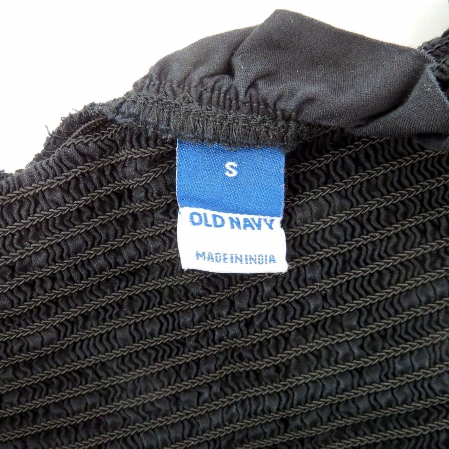 Old Navy VINTAGE Old Navy Women Small Black Puckered Ruched Spaghetti Strap Tank Top Shirt Blouse Size S / US 4 / IT 40 - 6 Thumbnail