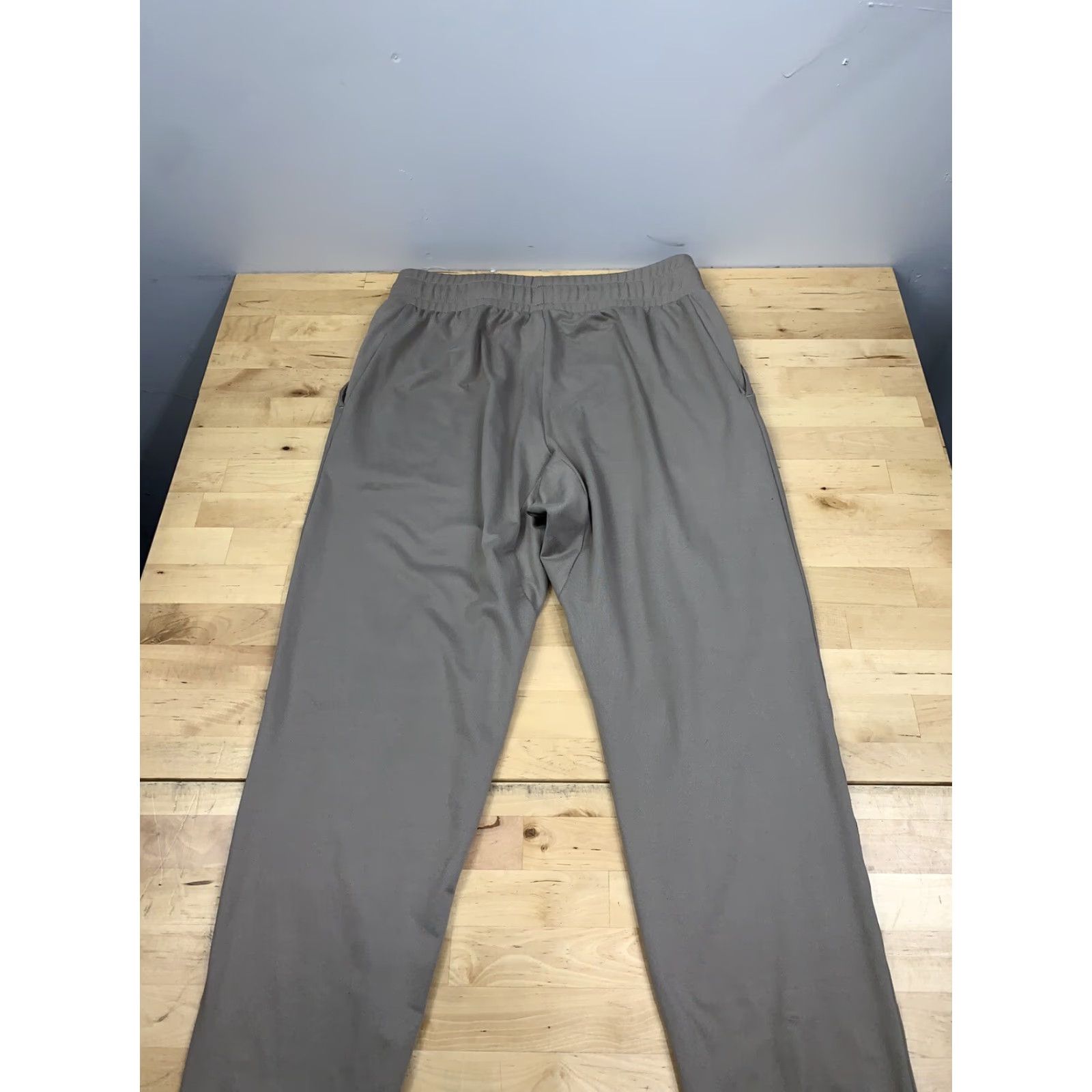 New Balance Balance Athletica Joggers Womens M Beige Activewear Athleisure New Balance Pants M Womens Beige Jogger Athletic Casual 8149 Size 32" / US 10 / IT 46 - 3 Thumbnail