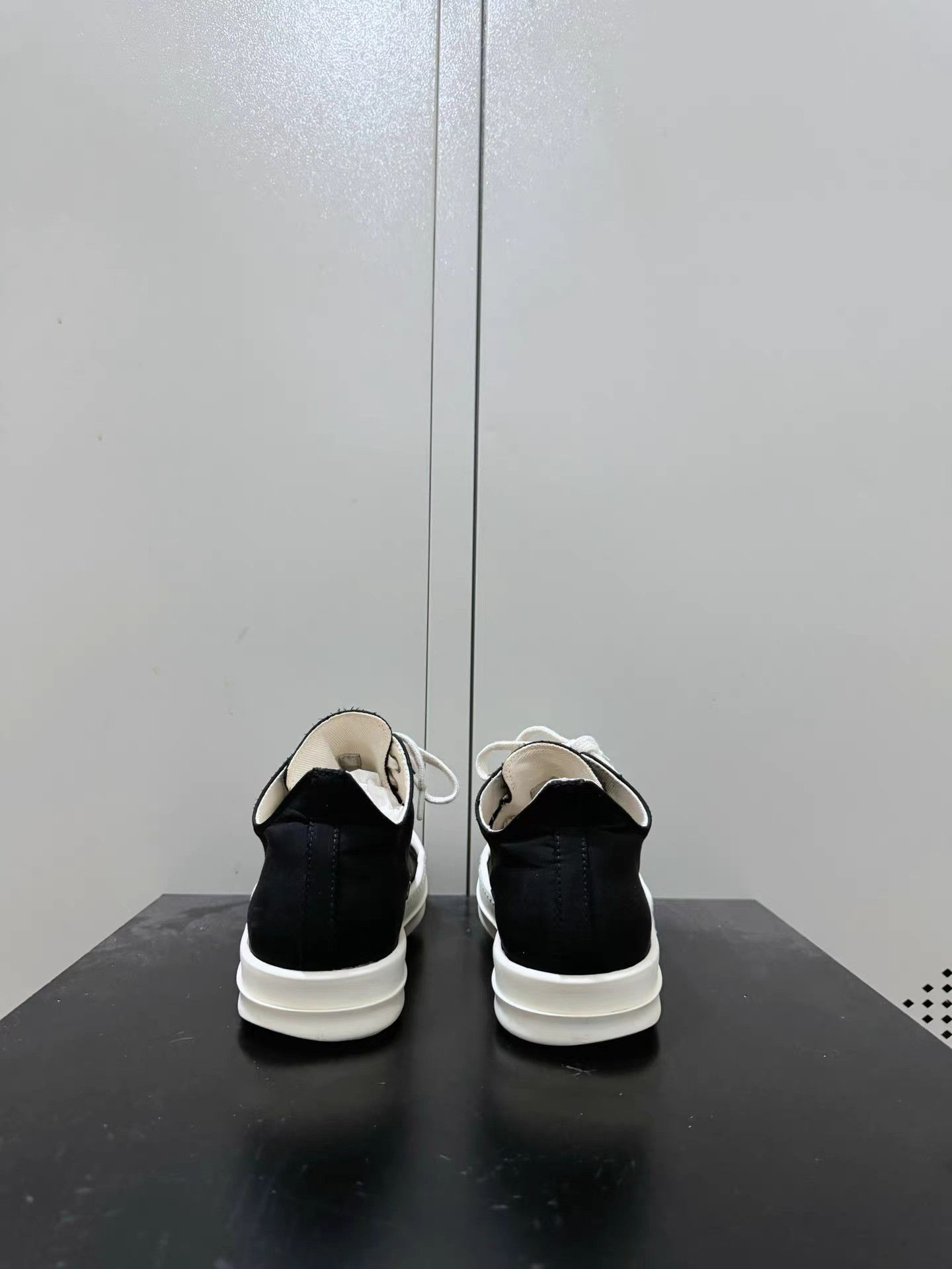 Rick Owens Drkshdw Rick Owens Drkshdw low-top Converse sneakers Size US 6.5 / IT 36.5 - 3 Thumbnail