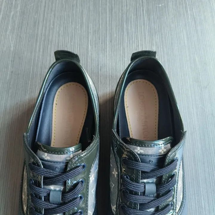 Louis Vuitton Louis Vuitton Monogram Black Sneakers for Unisex -2508 Size US 6.5 / EU 39-40 - 8 Thumbnail