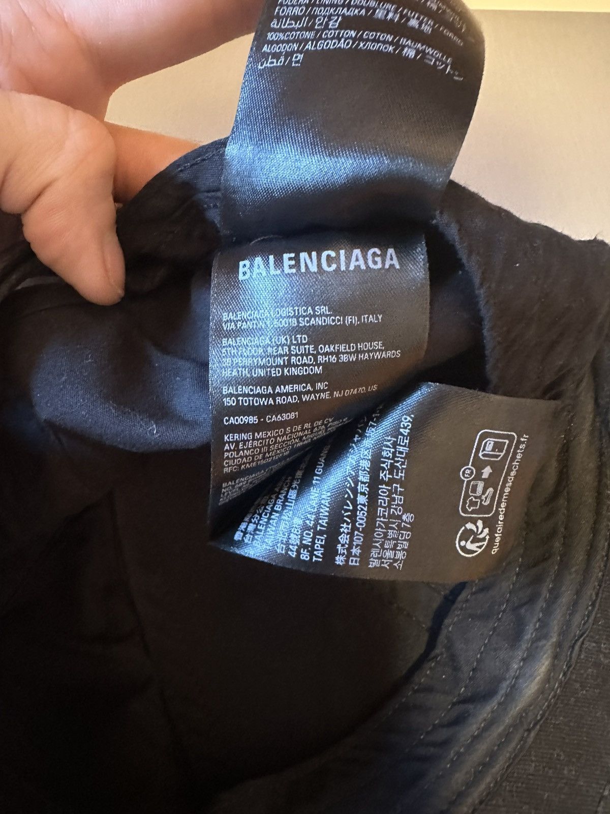Balenciaga FW/24 Black Unity Logo Distressed Hat Size ONE SIZE - 8 Thumbnail