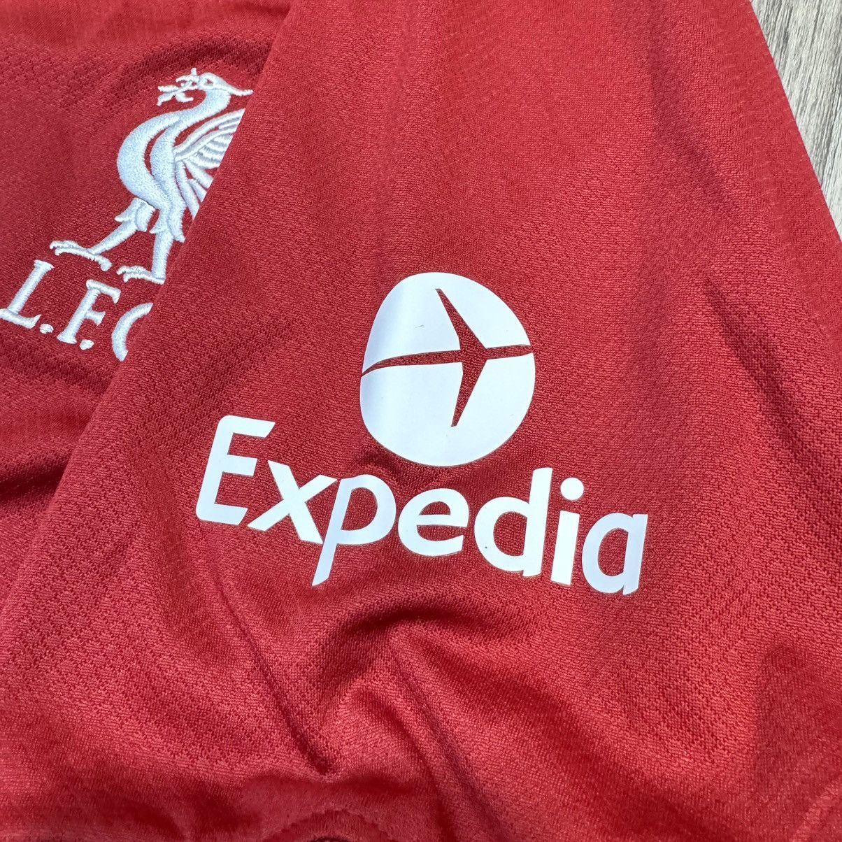 Nike Liverpool 23/24 home shirt #27 Darwin (bnwt) Size US XL / EU 56 / 4 - 7 Thumbnail