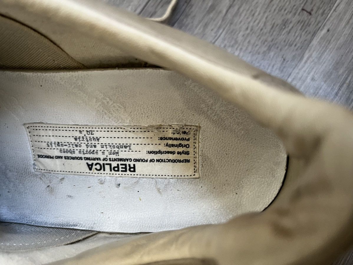 Maison Margiela Maison margiela gats paint splatter low top sneakers sz 41 Size US 8 / EU 41 - 10 Thumbnail