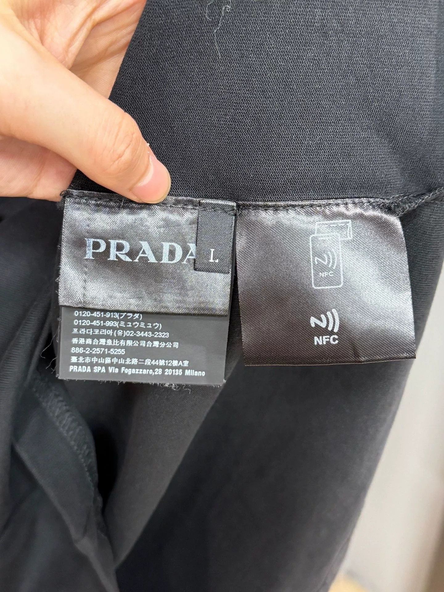 Prada Prada Embossed Logo Slogan Tee Size US L / EU 52-54 / 3 - 4 Thumbnail